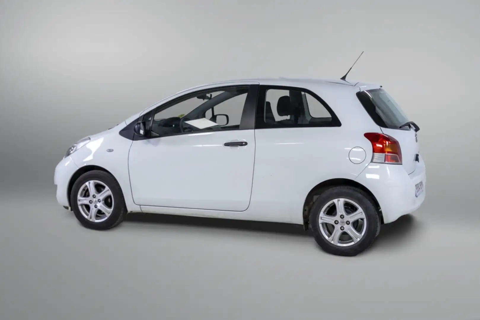 Toyota Yaris 1.4D-4D Active Wit - 2