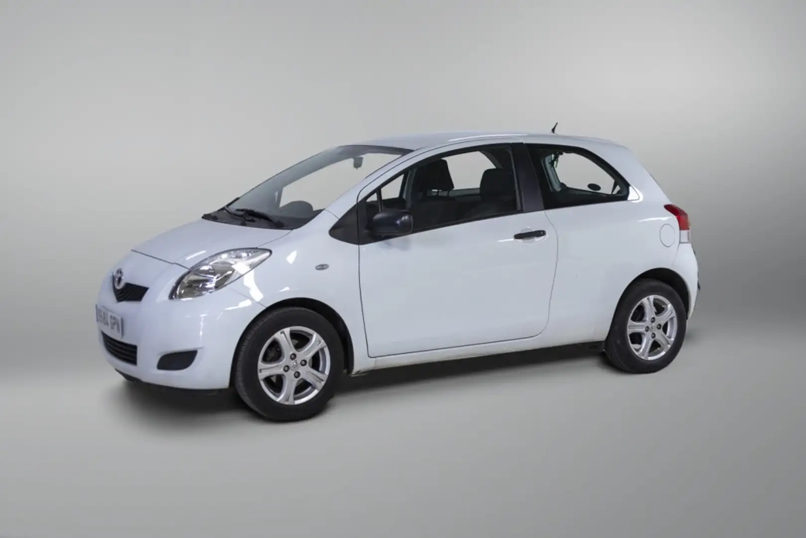 Toyota Yaris 1.4D-4D Active Wit - 1