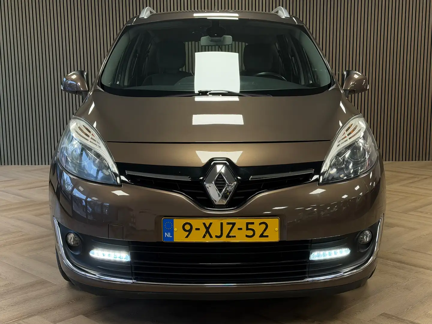Renault Grand Scenic 1.2 TCe BOSE PARKEERSENSOREN CAMERA STOELVERWARMIN Braun - 2