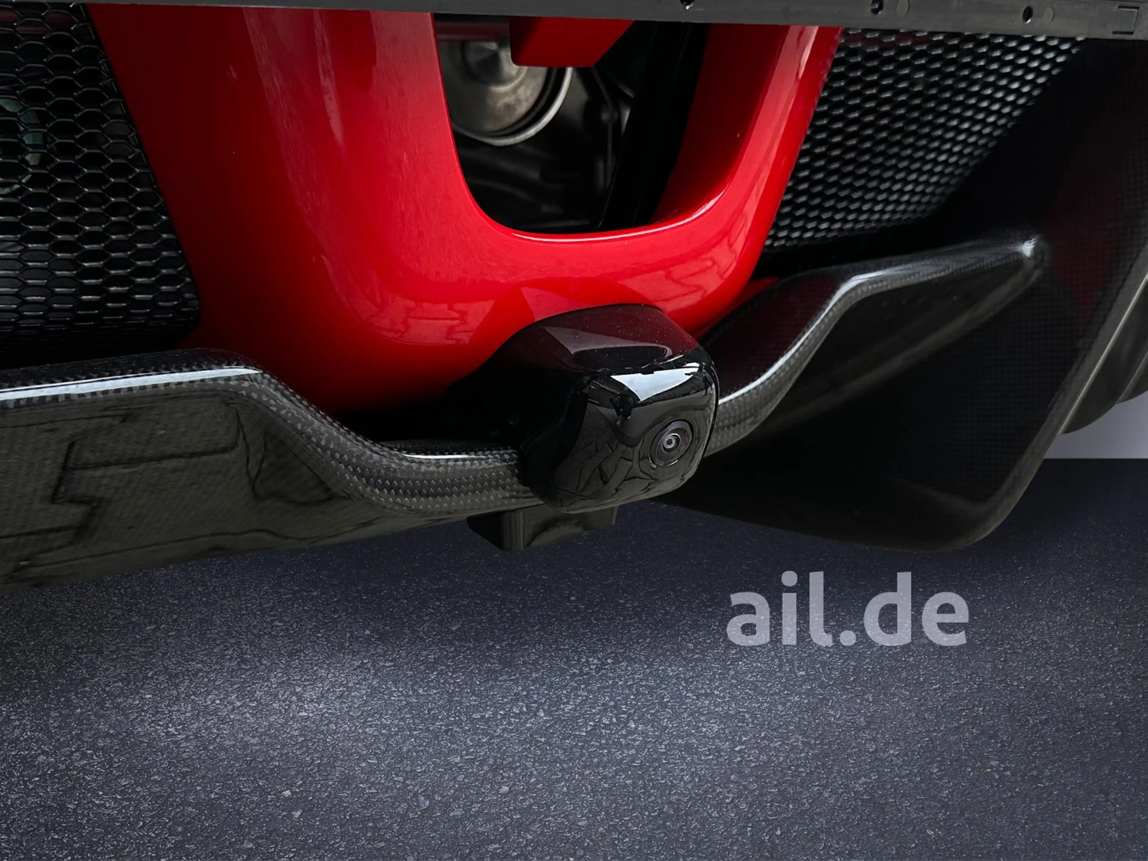 Ferrari SF90 Spider Carbon Racing Seats — photo 9