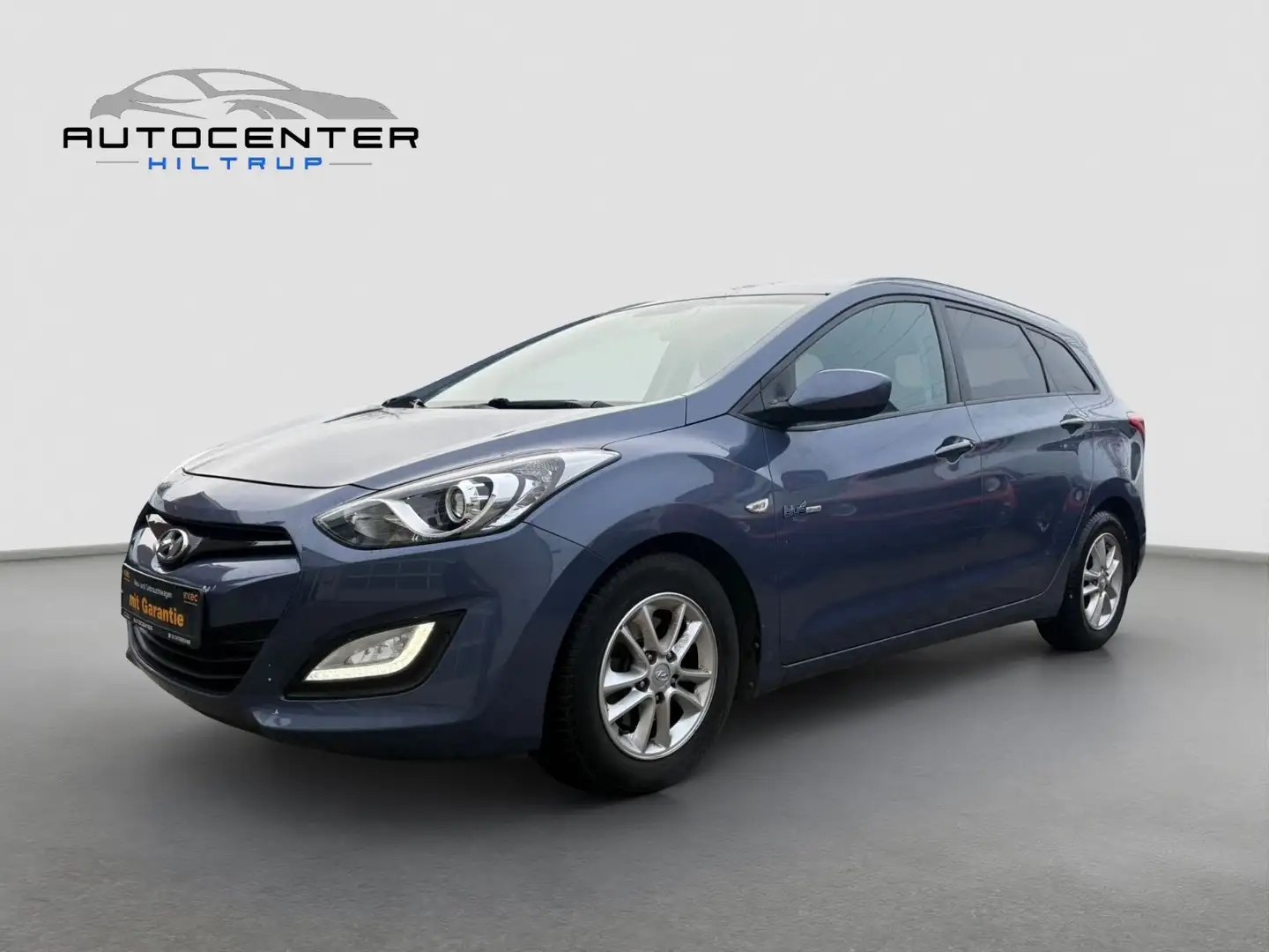 Hyundai i30 cw blue Trend/2.HD/Klimaauto/unfallfrei/PDC Blau - 1