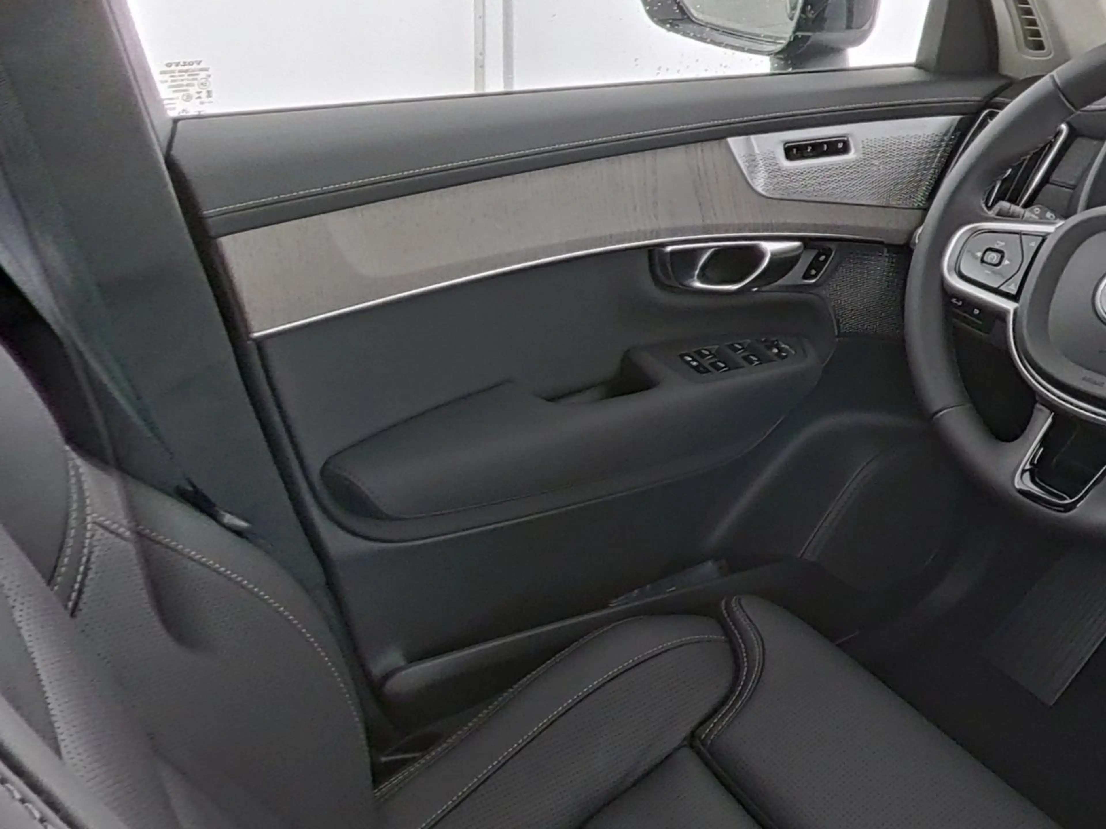 Volvo XC90 T8 AWD Ultra Bright !!B&W+MASSAGE+LUFTFW!! — photo 13