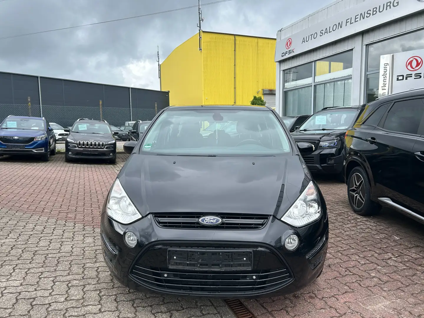 Ford S-Max Trend*AHK*Tempomat*Navi*Sitzheizung*TÜV 03/27 Schwarz - 2