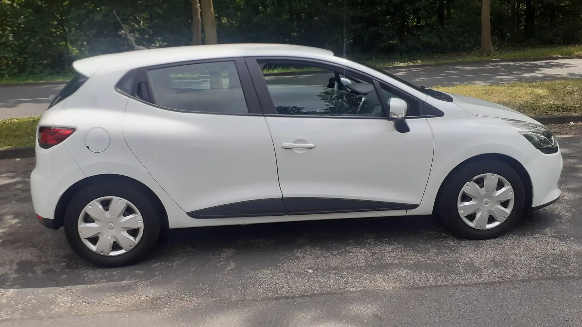 Renault Clio Clio 1.2 16V 75 Dynamique Weiß - 2