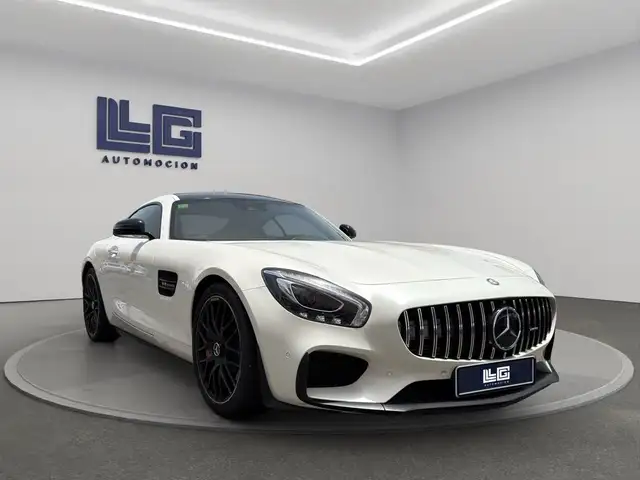Mercedes-Benz AMG GT view 4