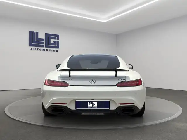 Mercedes-Benz AMG GT view 7