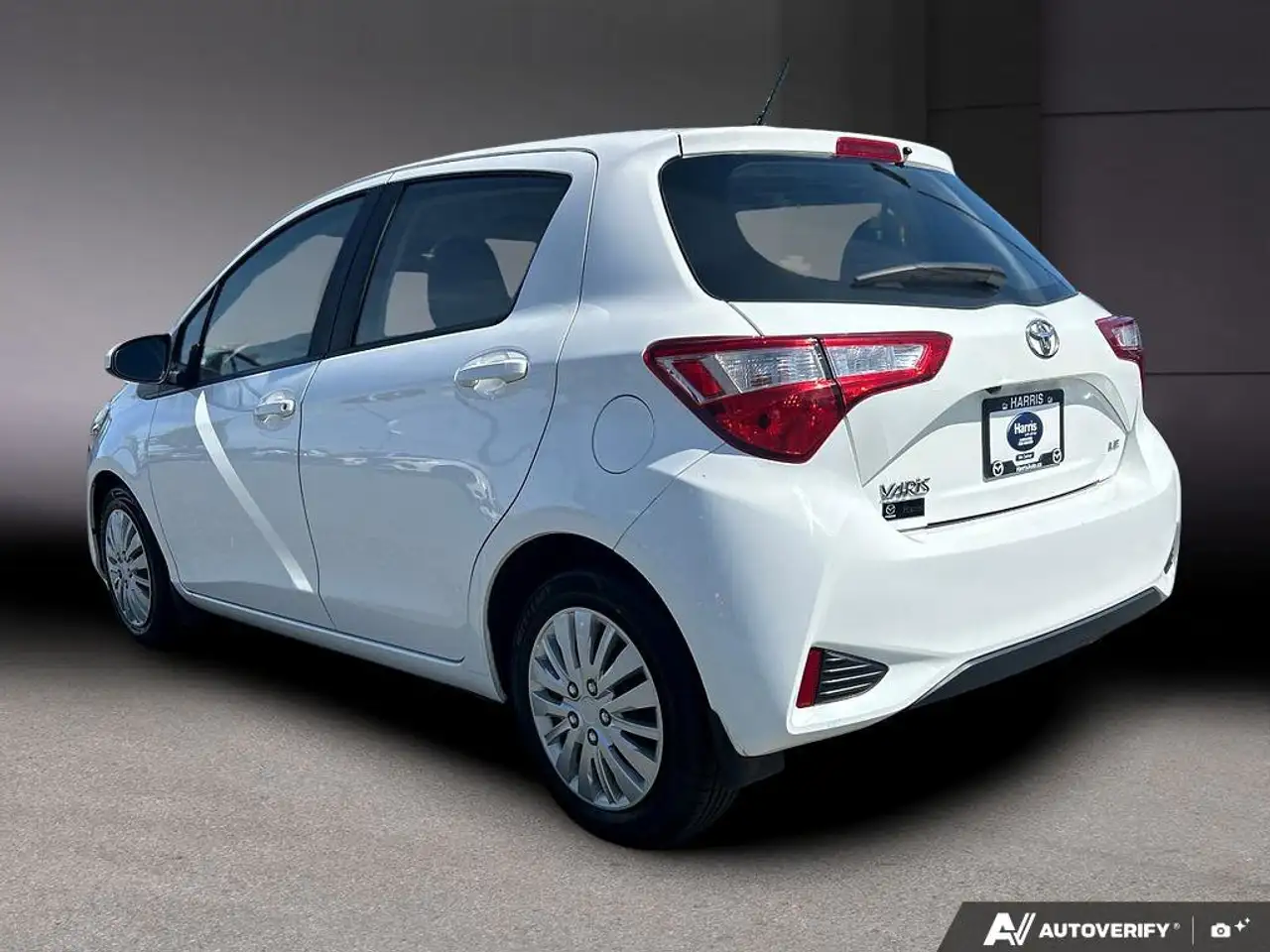 Toyota Yaris снимка Toyota Yaris