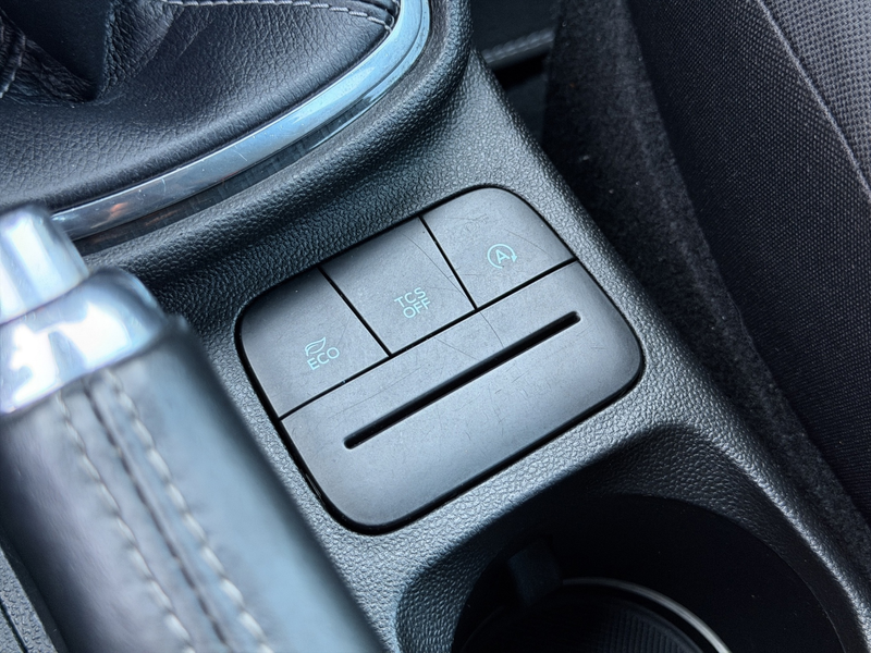 Ford Fiesta 1.0 EcoBoost ST-Line Apple Carplay|Clima|NAP — photo 17