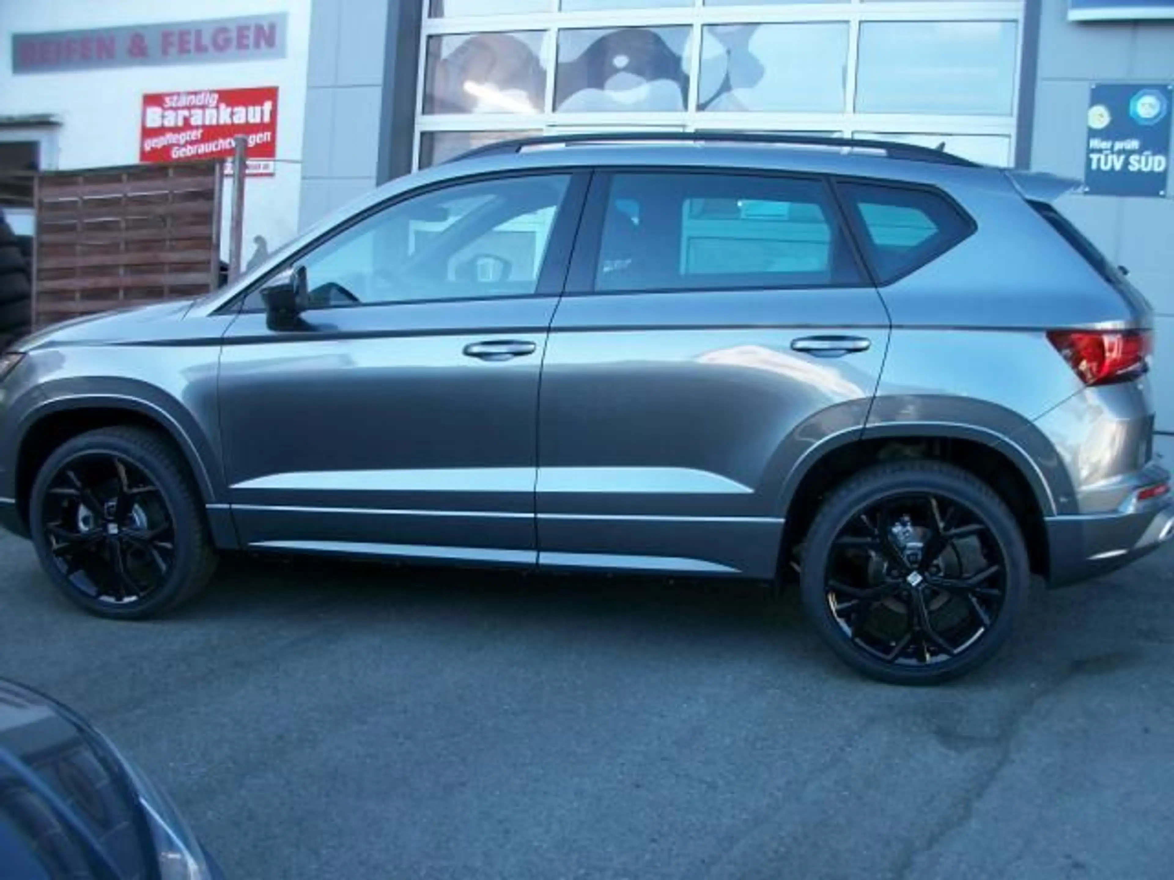 SEAT Ateca ATECA FR BLACK EDITION 1.5 TSI DSG AHZV NAVI SHZ — photo 2