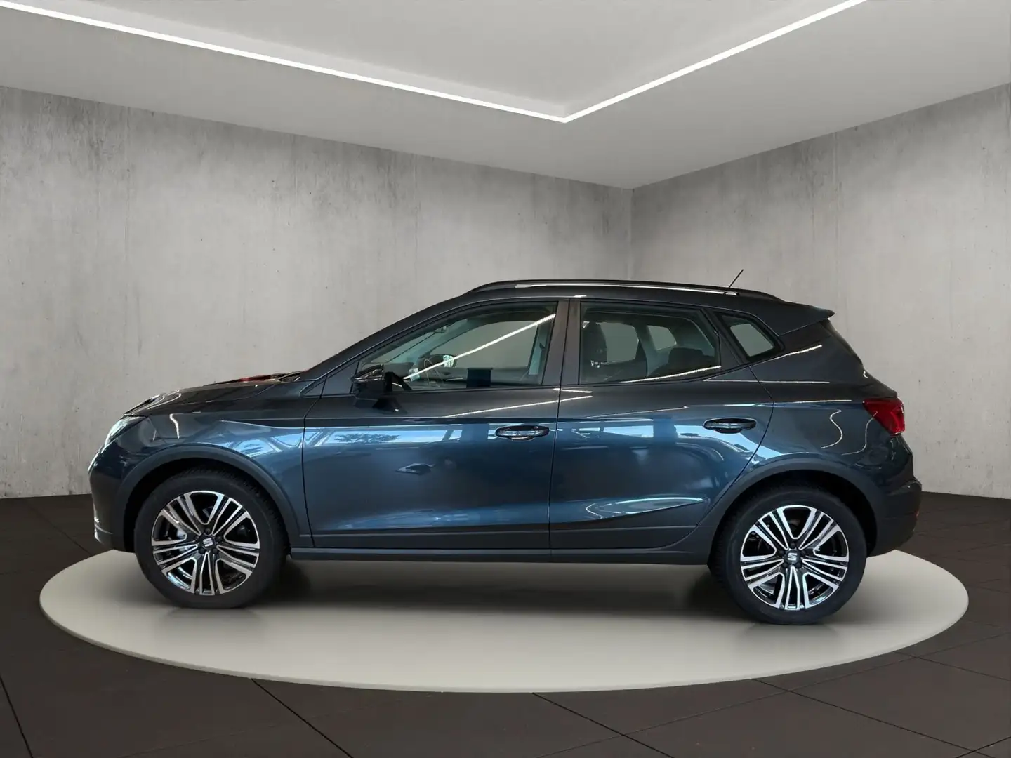 SEAT Arona Style Edition 1.0 TSI 85 Gris - 2