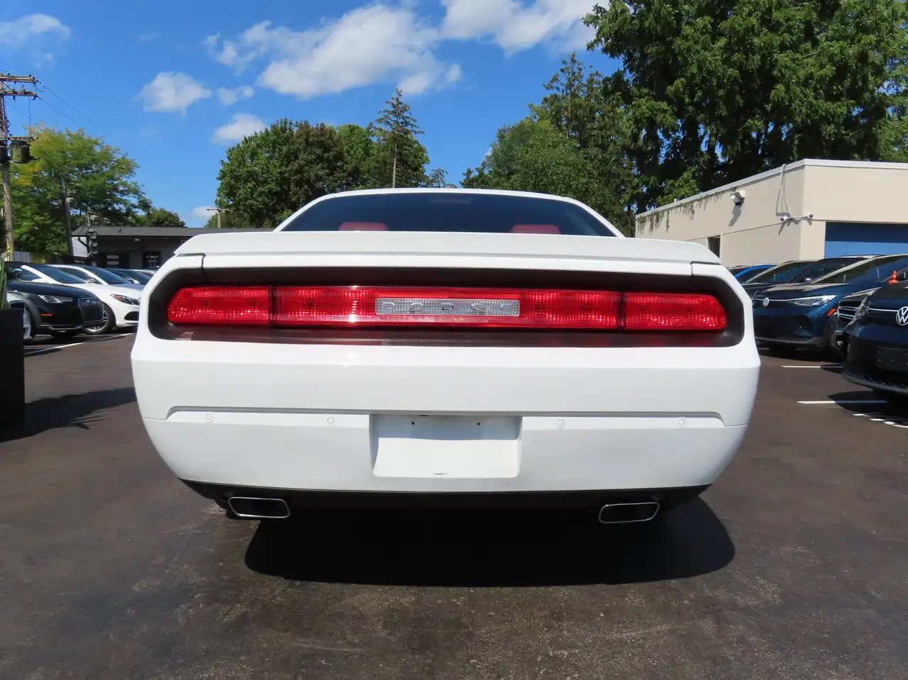 Dodge Challenger снимка Dodge Challenger