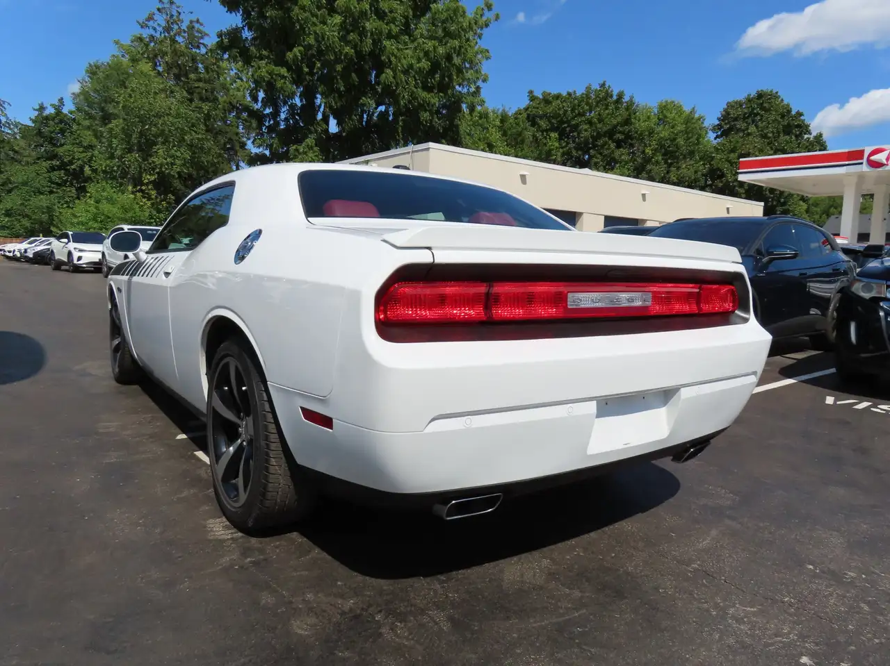 Dodge Challenger снимка Dodge Challenger