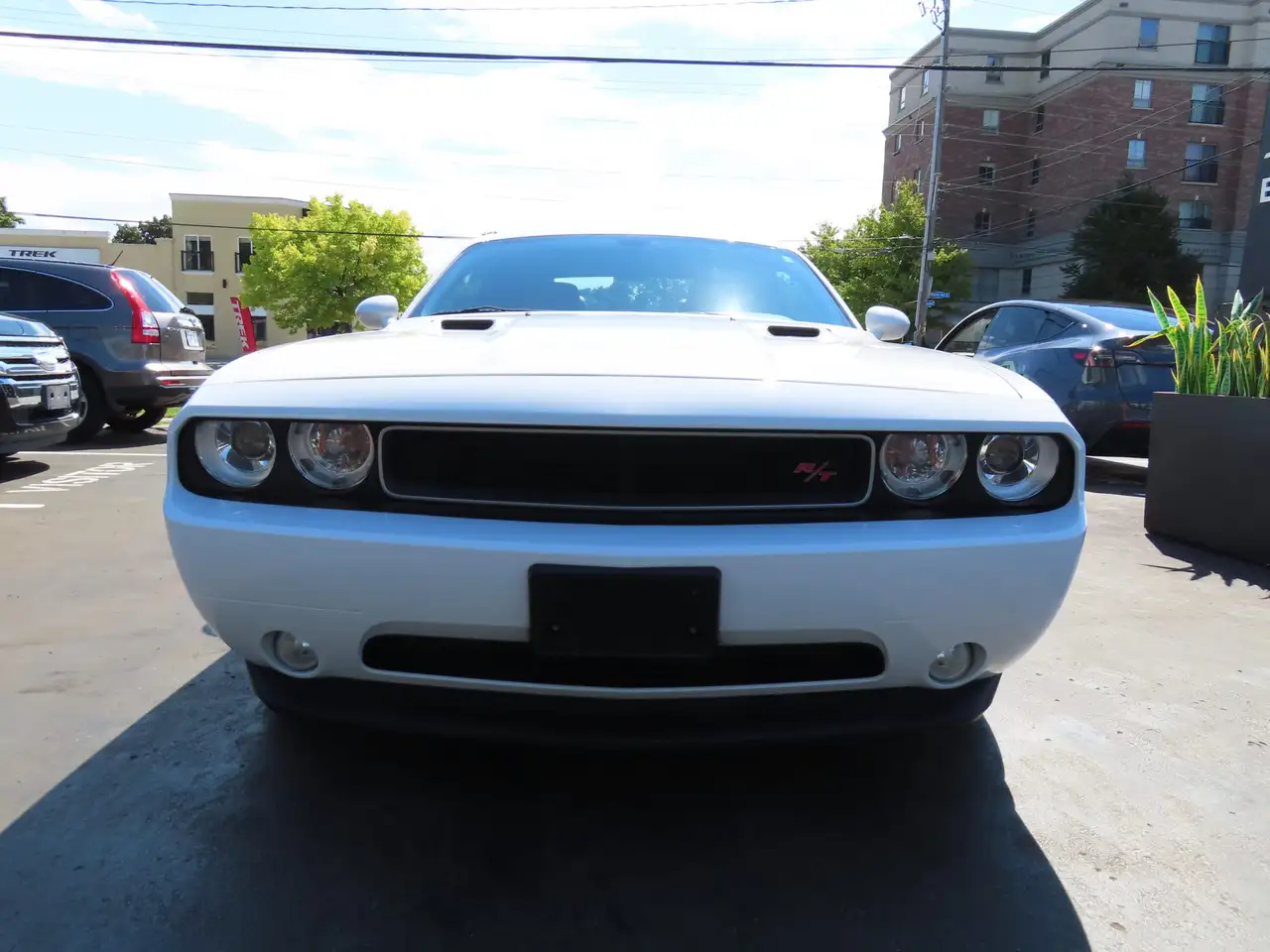 Dodge Challenger снимка Dodge Challenger