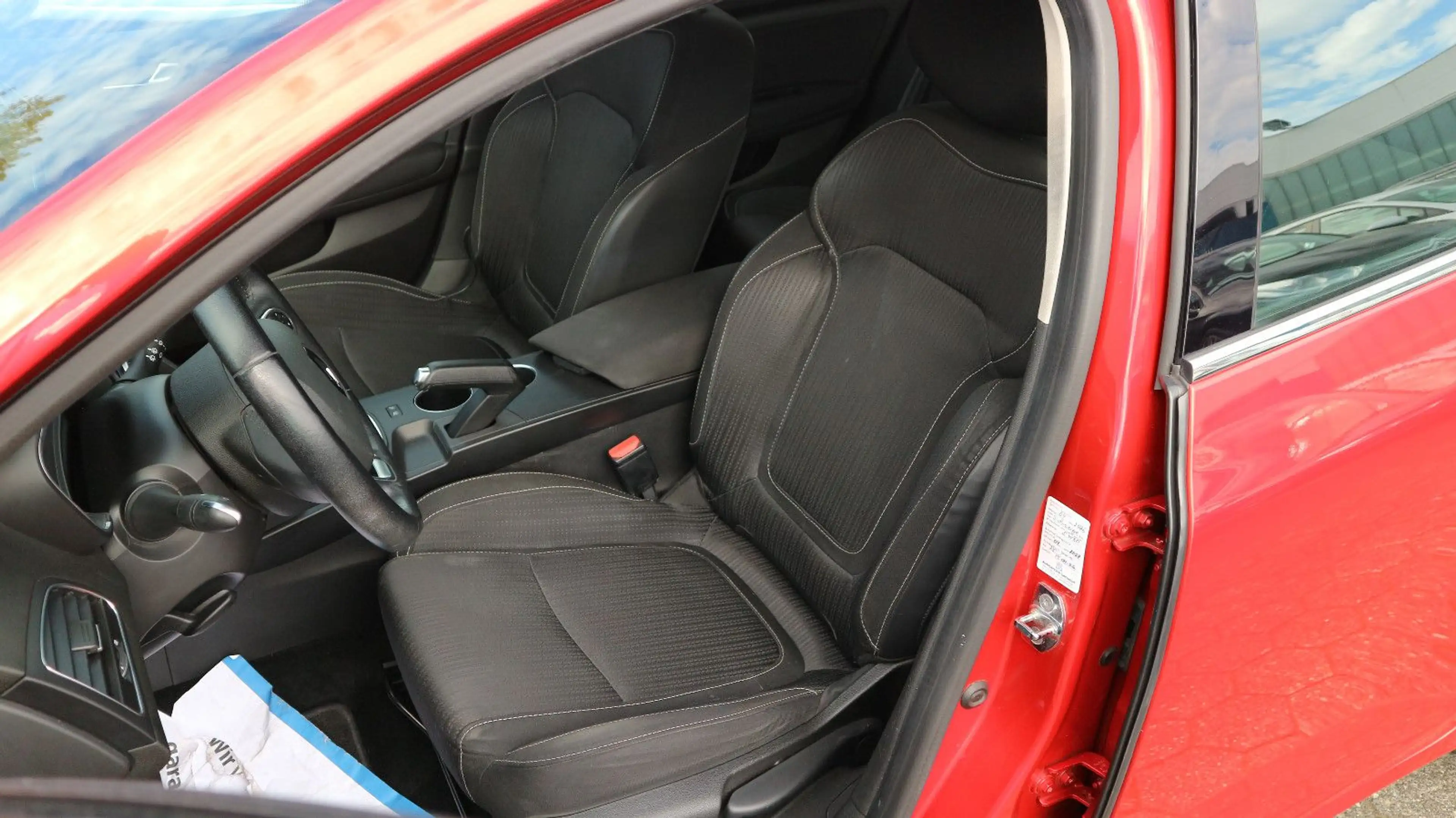 Renault Megane IV Grandtour Experience — photo 12