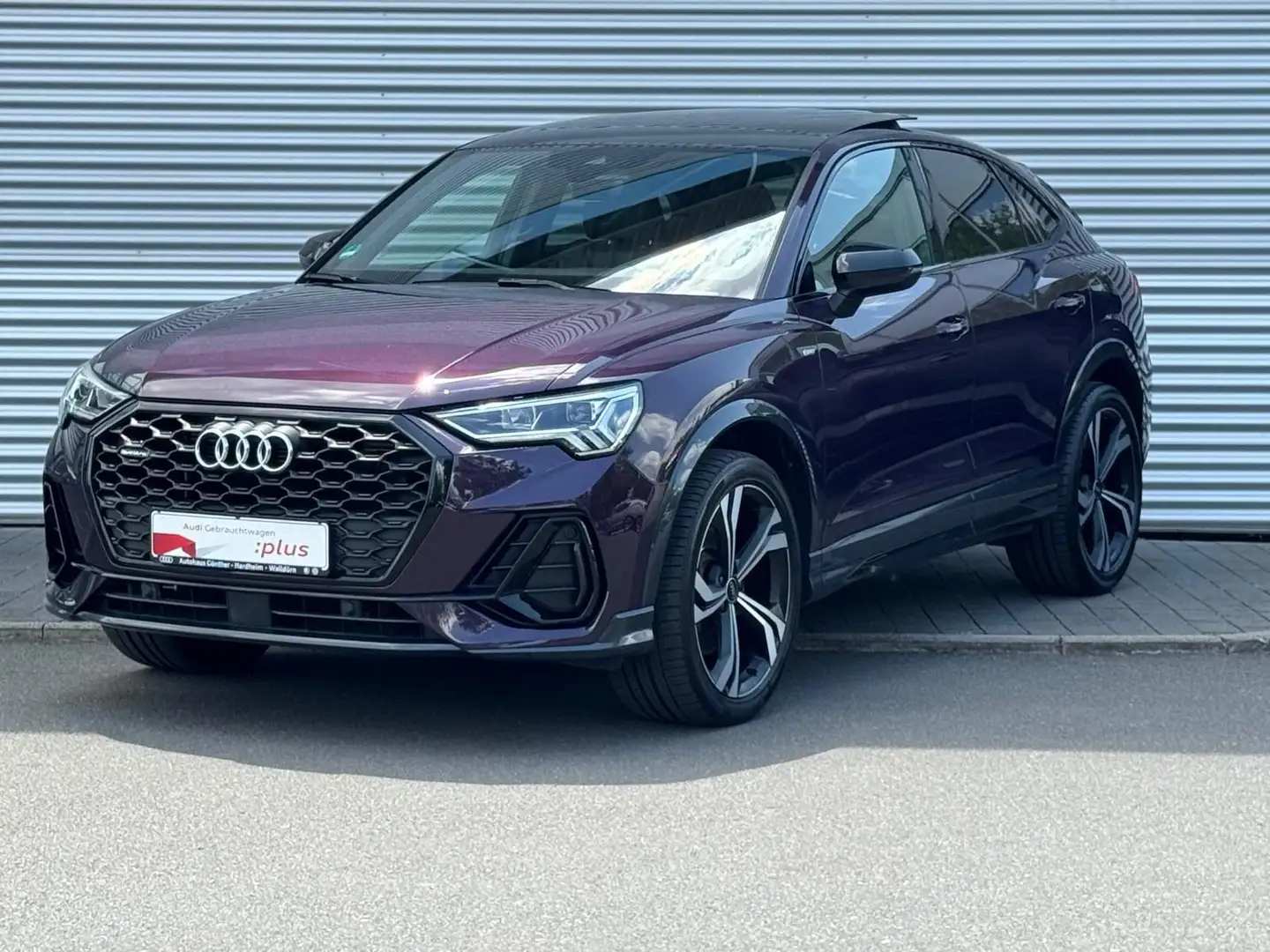 Audi Q3 40 TFSI QUATTRO S LINE+AHK+KAMERA+ Violett - 2
