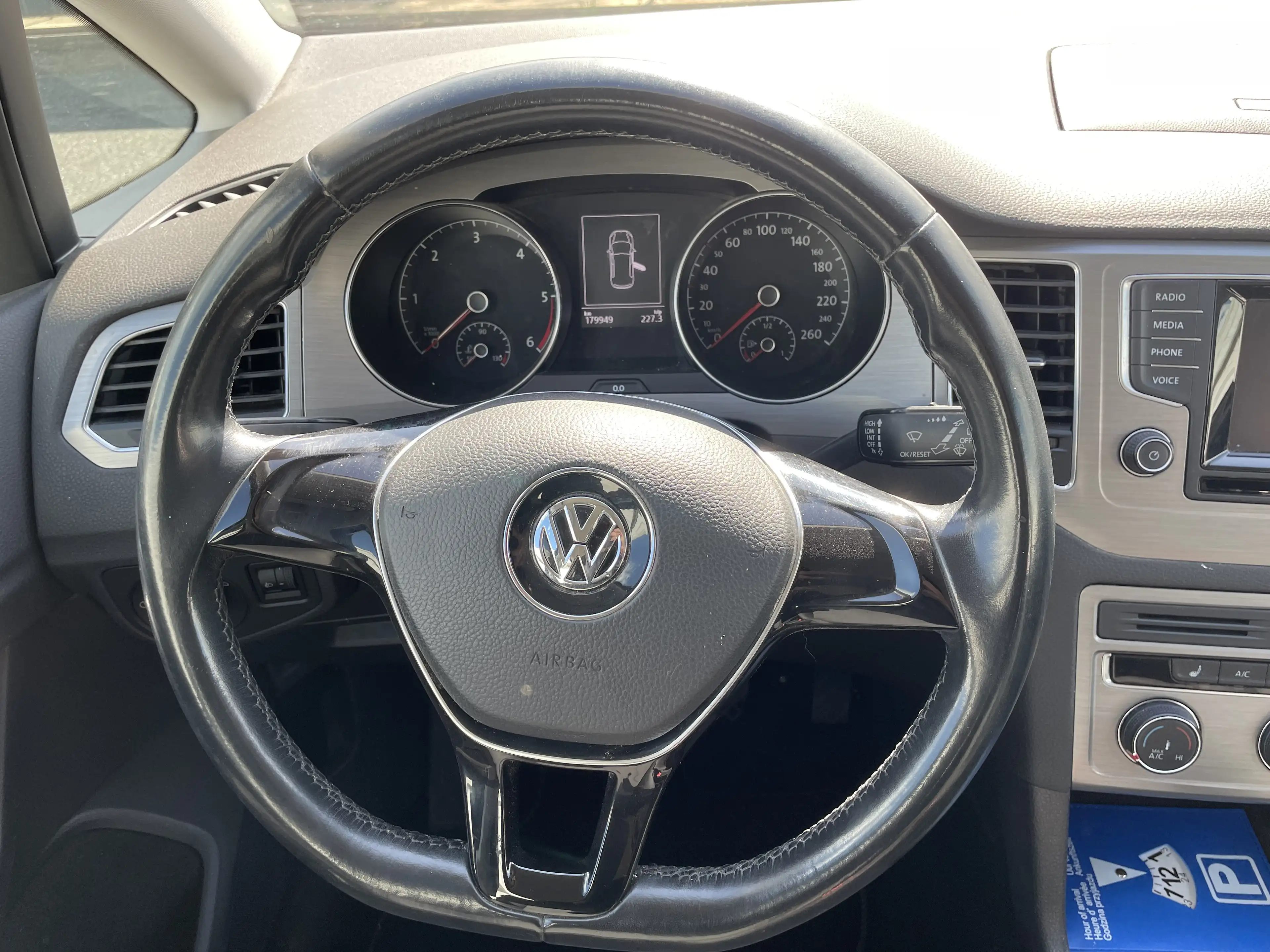 Volkswagen Golf Sportsvan Golf Sportsvan 2.0 TDI (BlueMotion Technology) Hig — photo 11