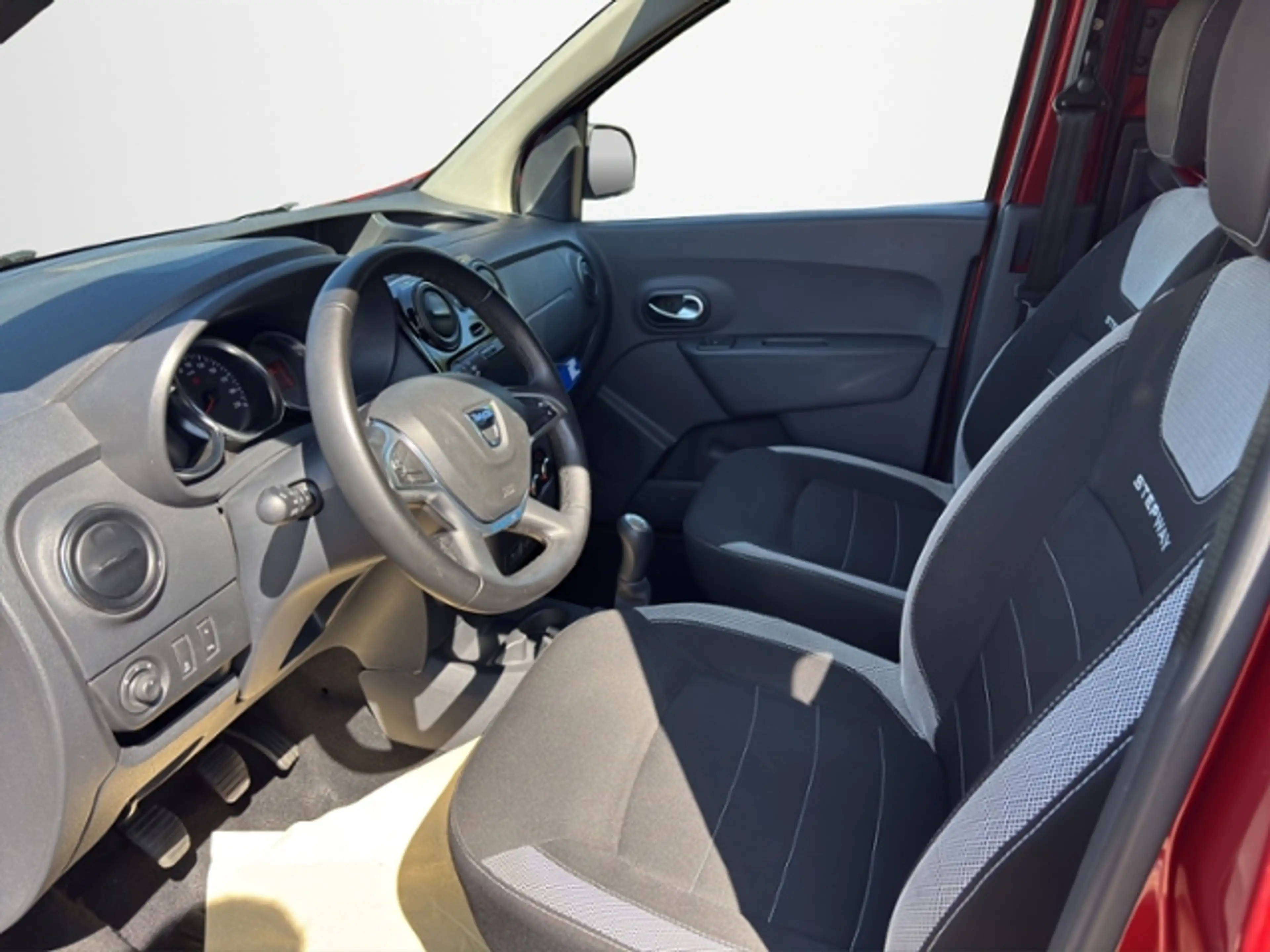 Dacia Dokker Stepway — photo 12