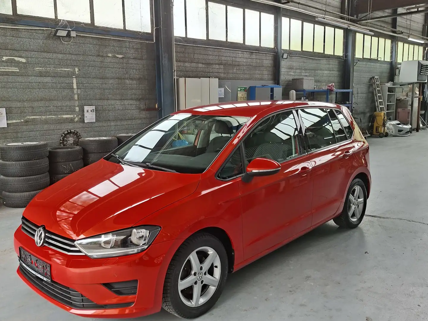 Volkswagen Golf Sportsvan Comfortline BMTStart-Stopp 1.HAND Rouge - 1