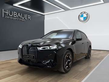 xDrive40 [Sportpaket, SkyLounge, Laser, AHK]