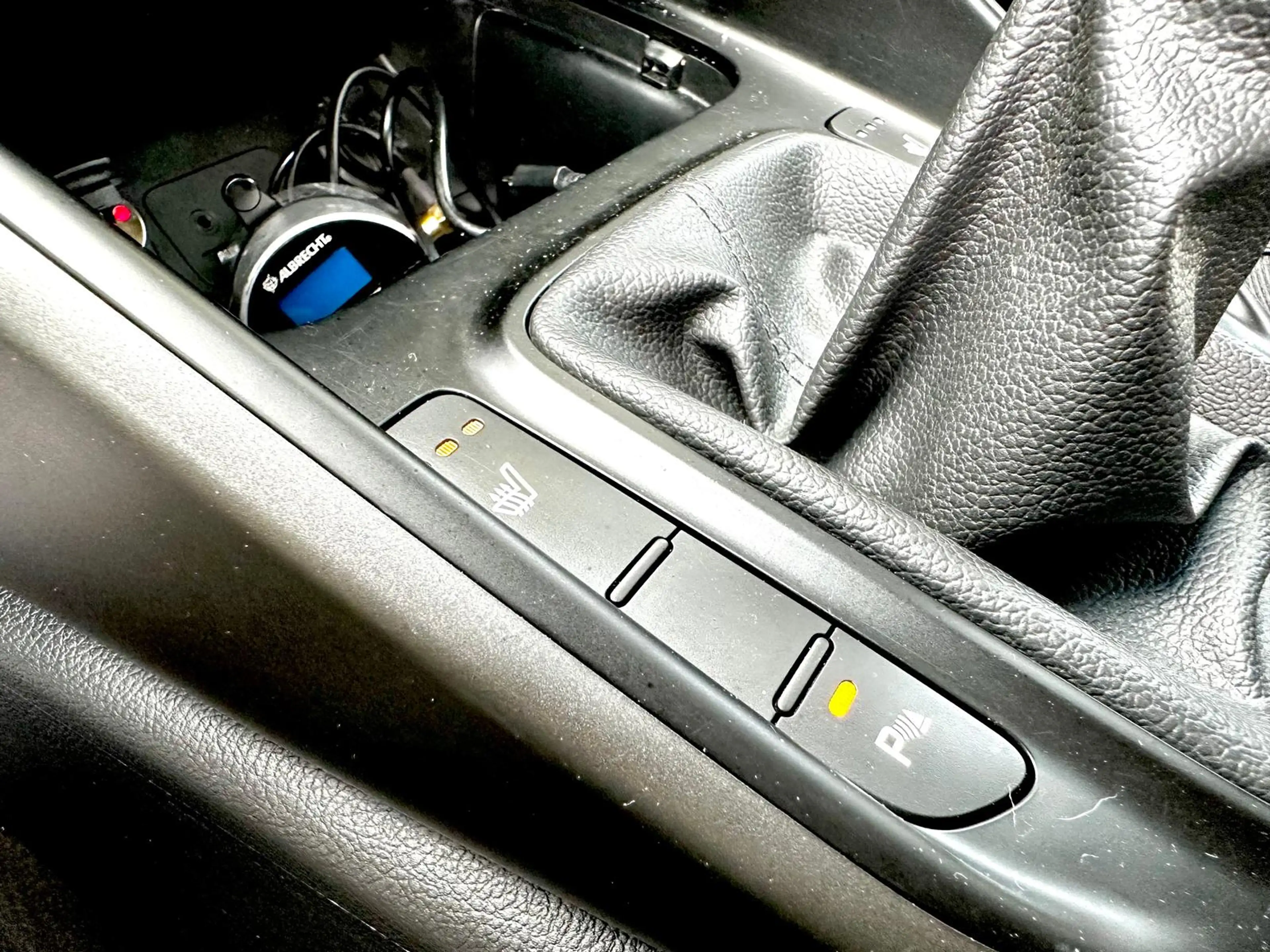 Kia Carens 1.6 GDI KAT Navi Kamera Garantie — photo 24