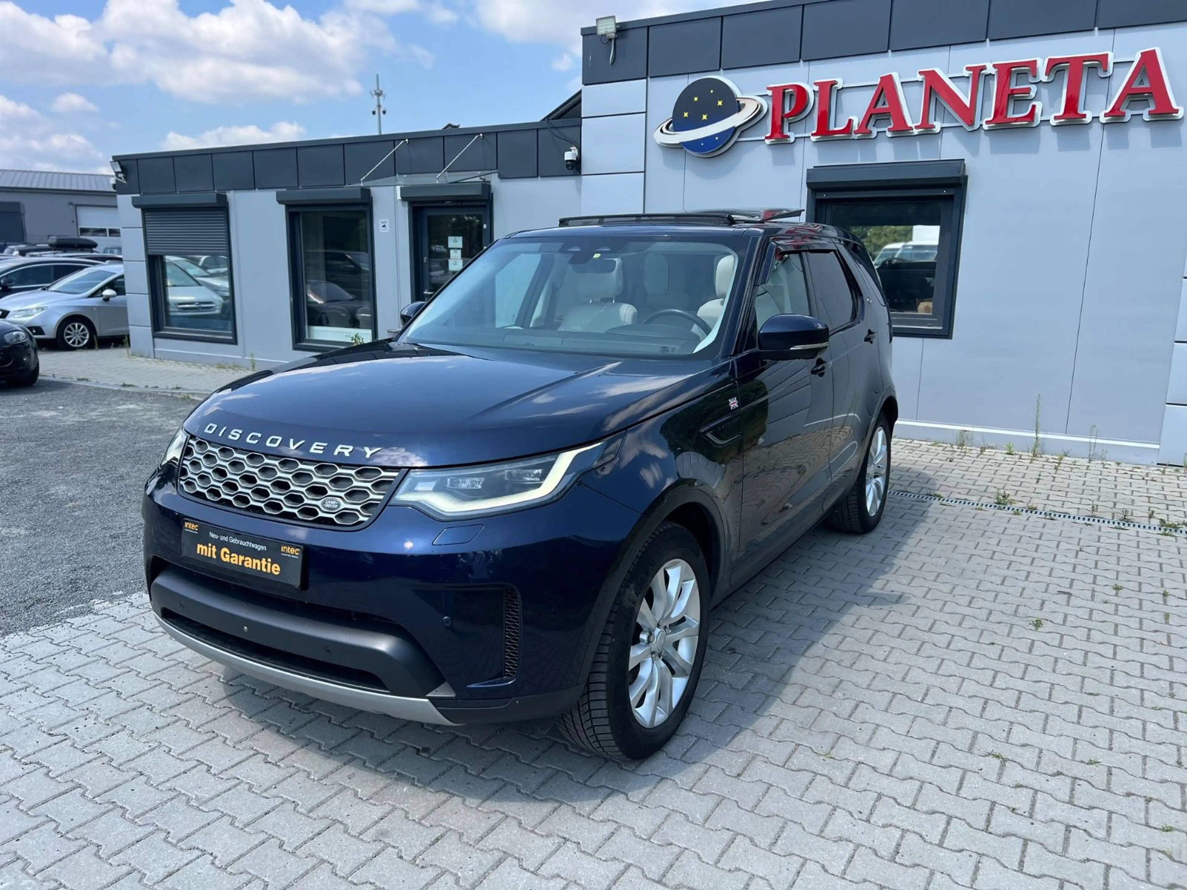 Land Rover Discovery 5 SE D300 AWD*7/SITZE*PANOAMA*LED*AHK* — photo 2