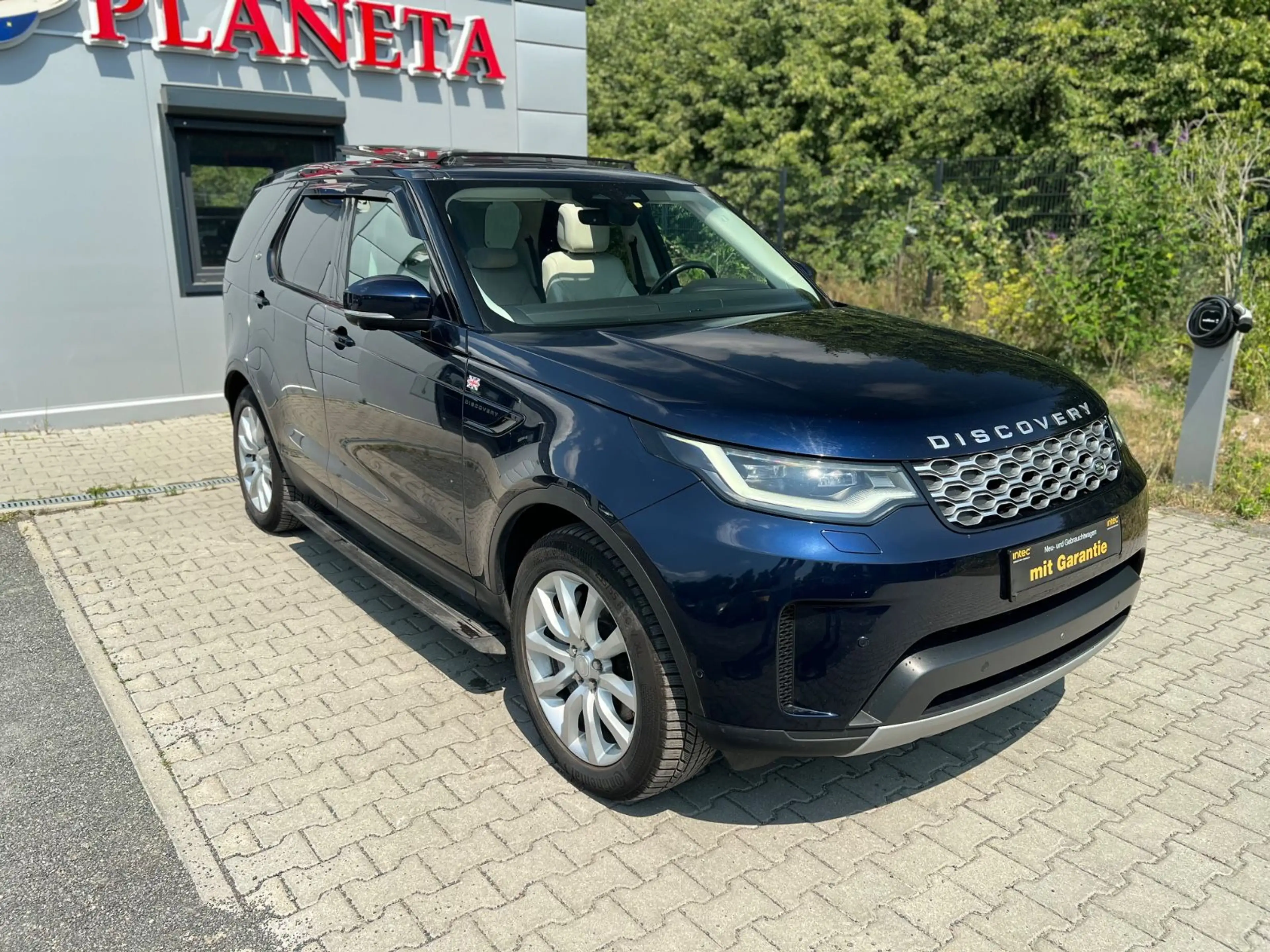 Land Rover Discovery 5 SE D300 AWD*7/SITZE*PANOAMA*LED*AHK* — photo 4