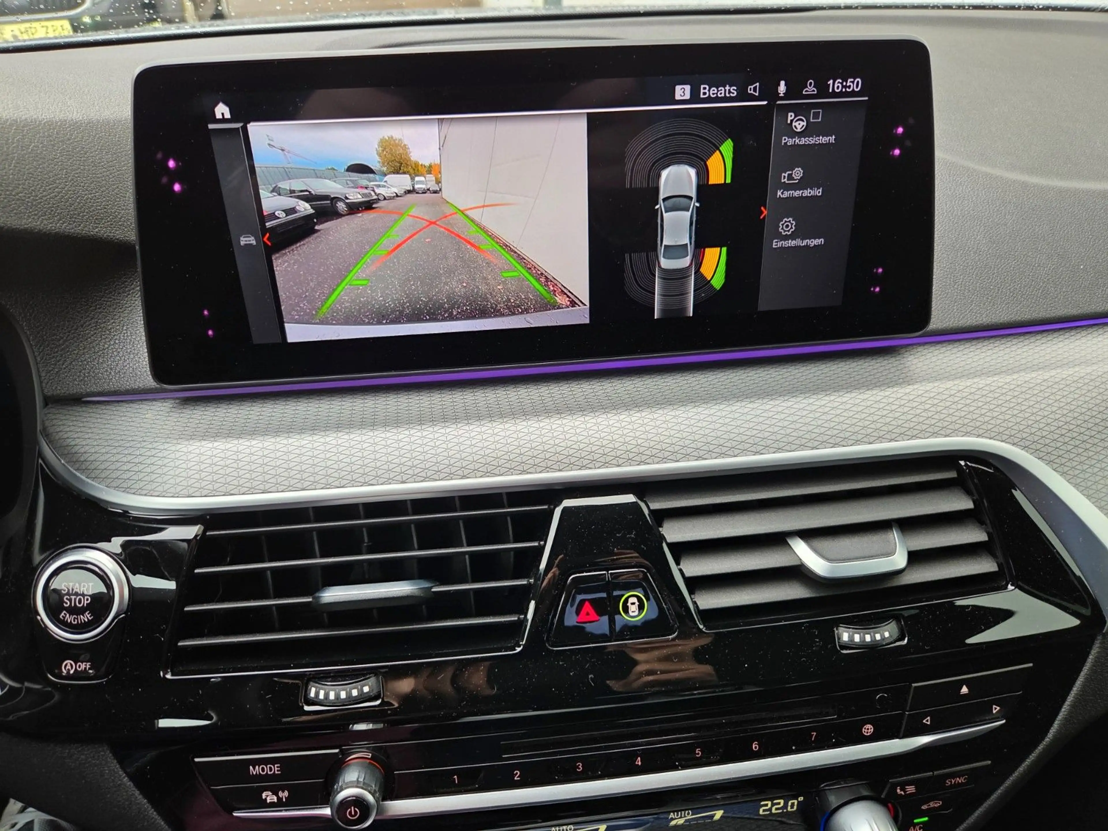 BMW 520 i M-Sportpaket/BMW Scheckheft! — photo 8