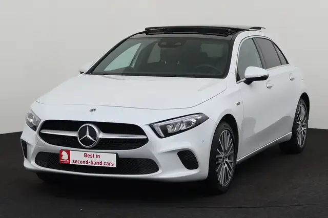 Mercedes-Benz e iA PROGRESSIVE LINE + GPS + PDC + CRUISE + HALF/