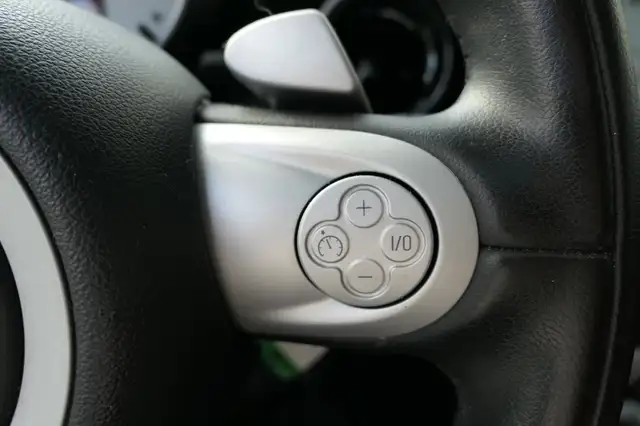 Mini Hatch view 17