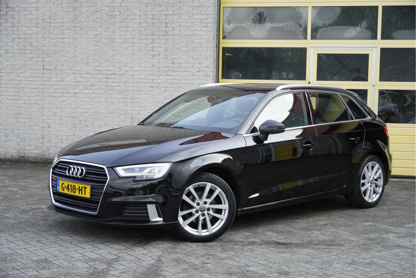 Audi A3 Sportback 35 TFSI 150PK! Automaat 5drs Advance BJ2 Noir - 2