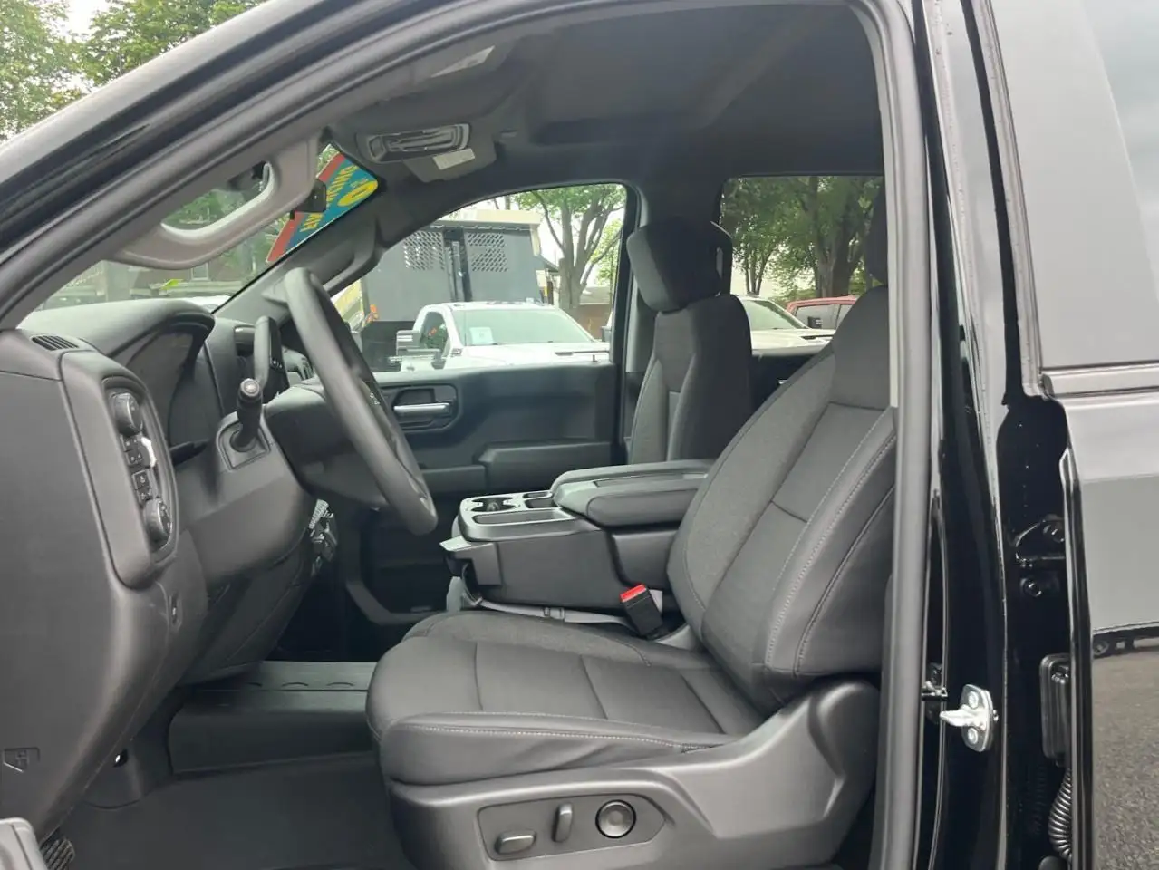 Chevrolet Silverado 1500 снимка Chevrolet Silverado 1500