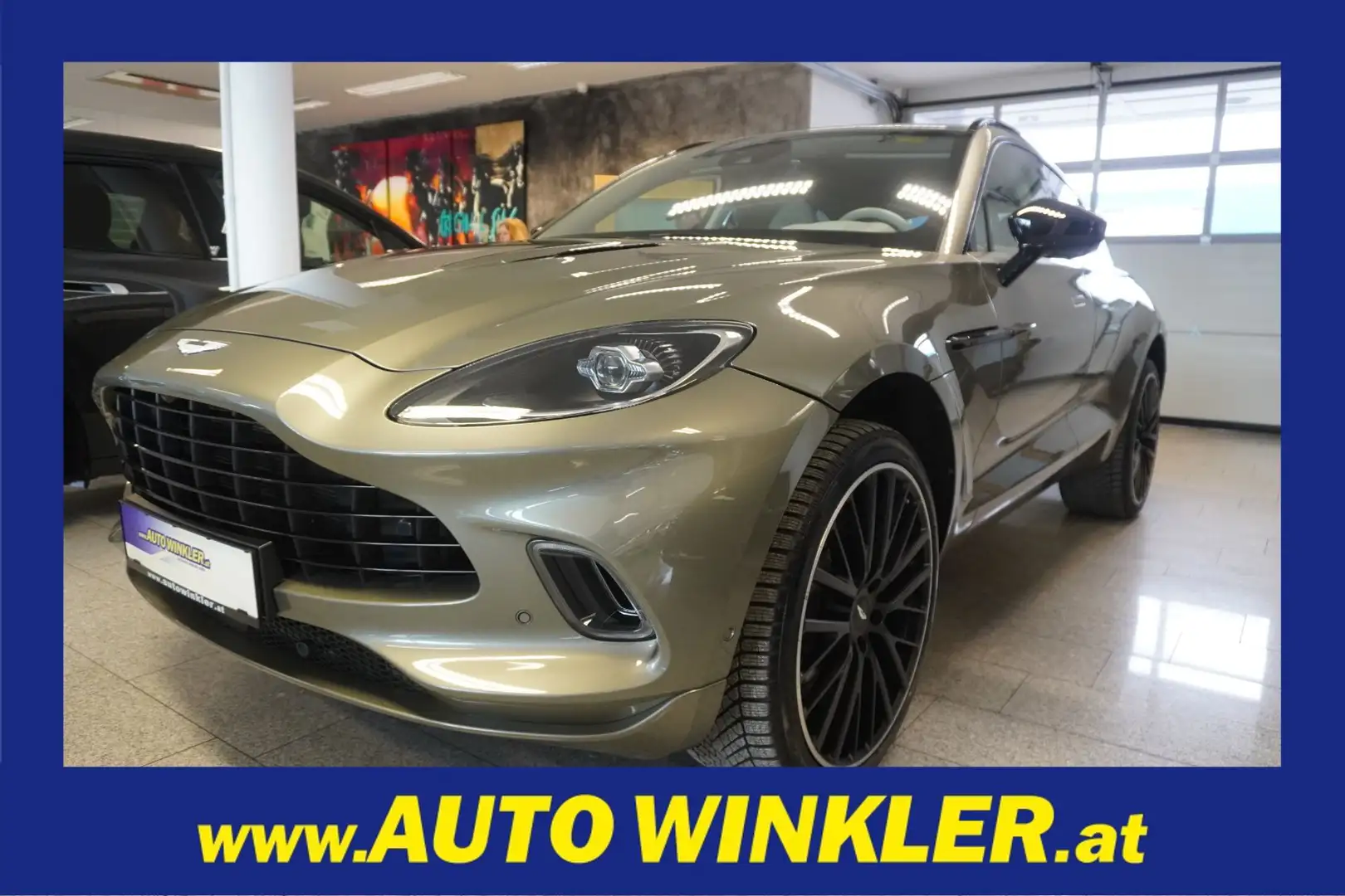 Aston Martin DBX 4.0 V8 Panorama/360°/Luftfahrwerk Grün - 1