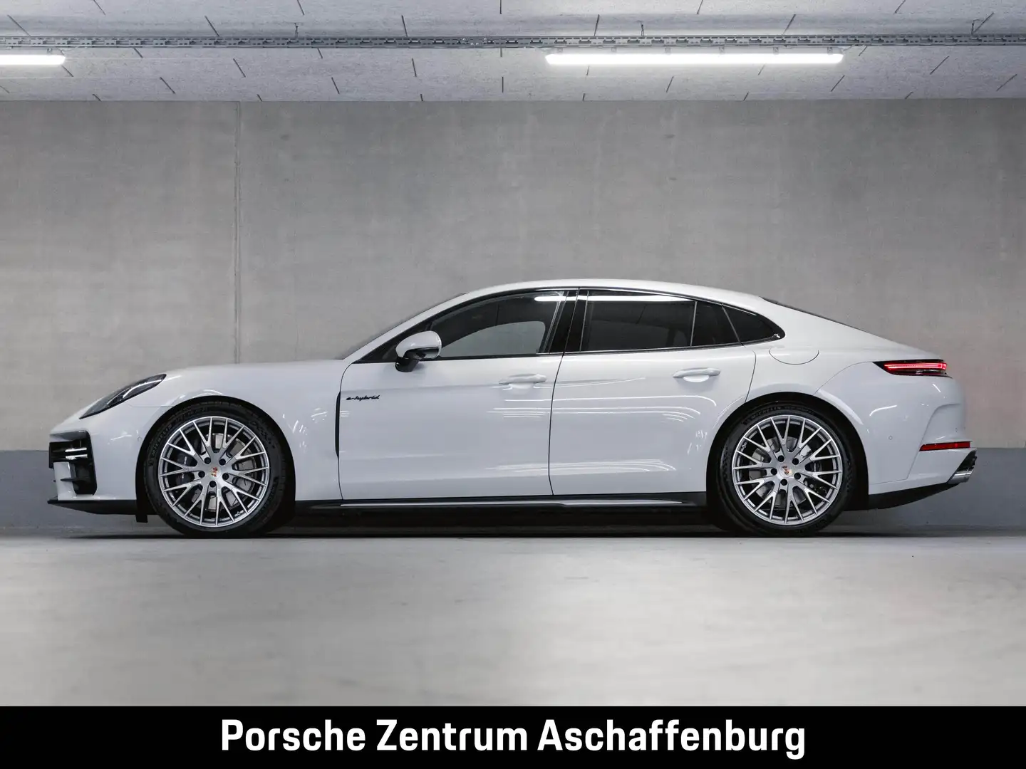 Porsche Panamera 4 E-Hybrid Sport Design Paket Sportabgasanlage Сірий - 2