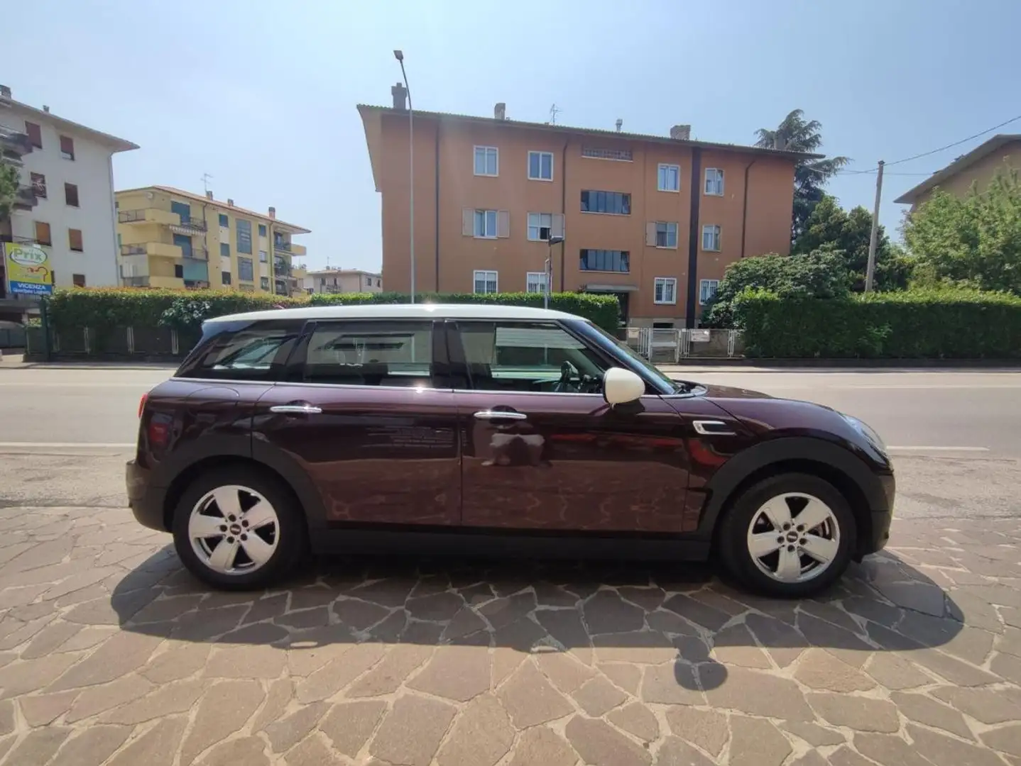 MINI Cooper Clubman Business - 2