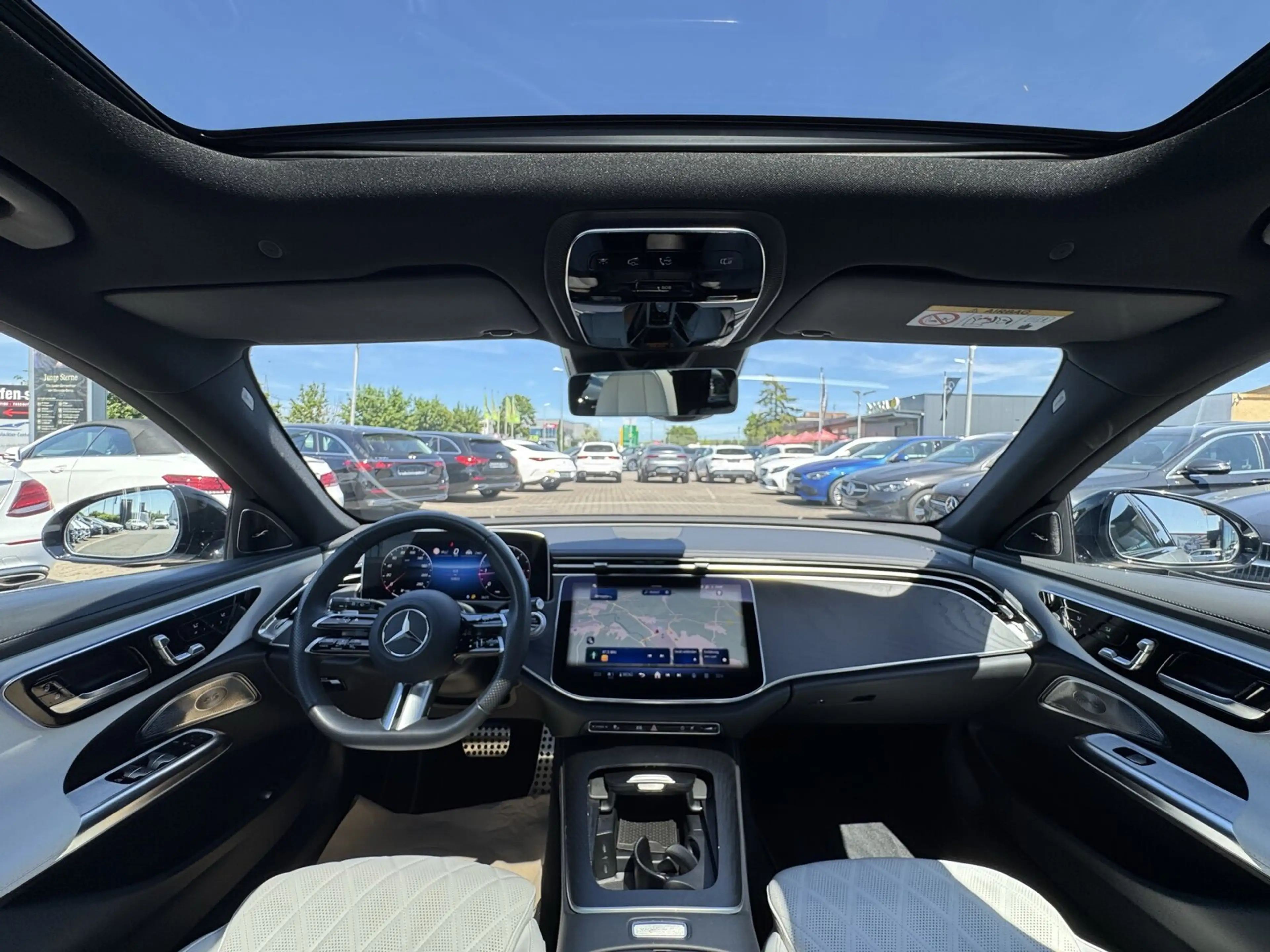 Mercedes-Benz E 450 E 450d 4M T AMG +PANO+LEDER WEISS+AHK+BURM+DIGI+ — photo 12