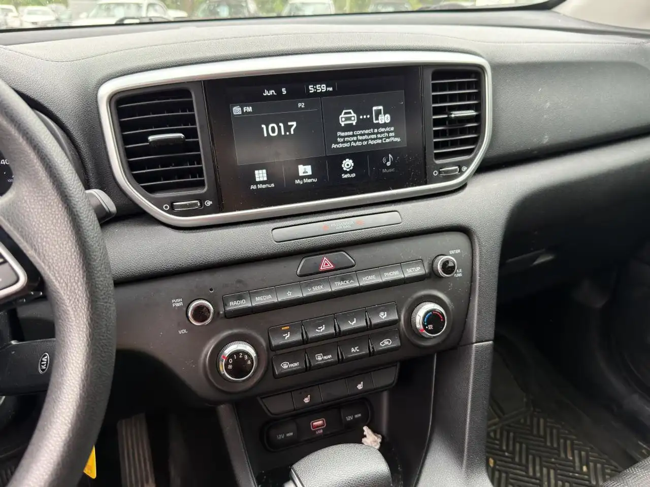Kia Sportage снимка Kia Sportage