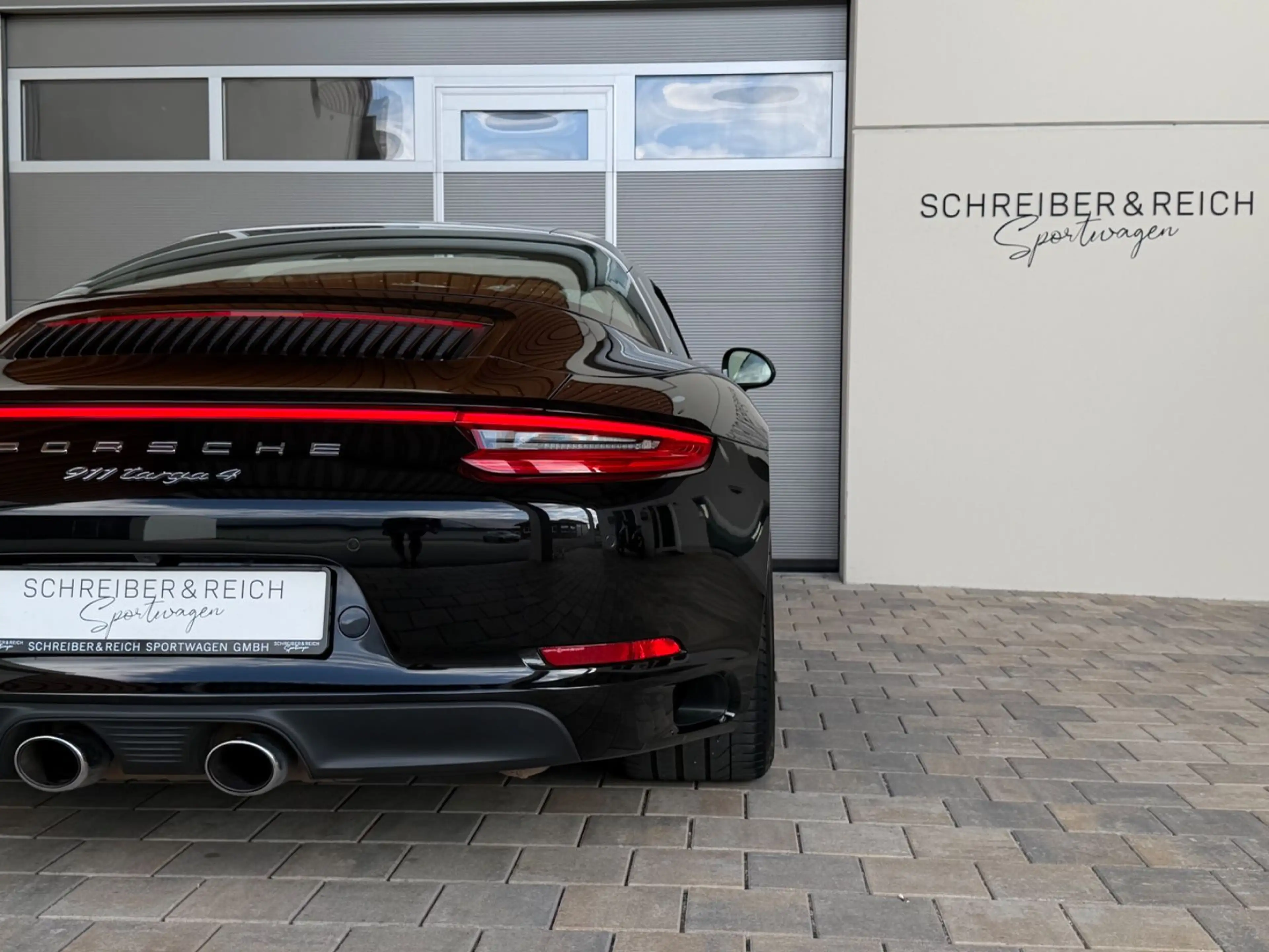 Porsche 991 .2 Targa 4 - Approved 04/28 - Bicolor — photo 6