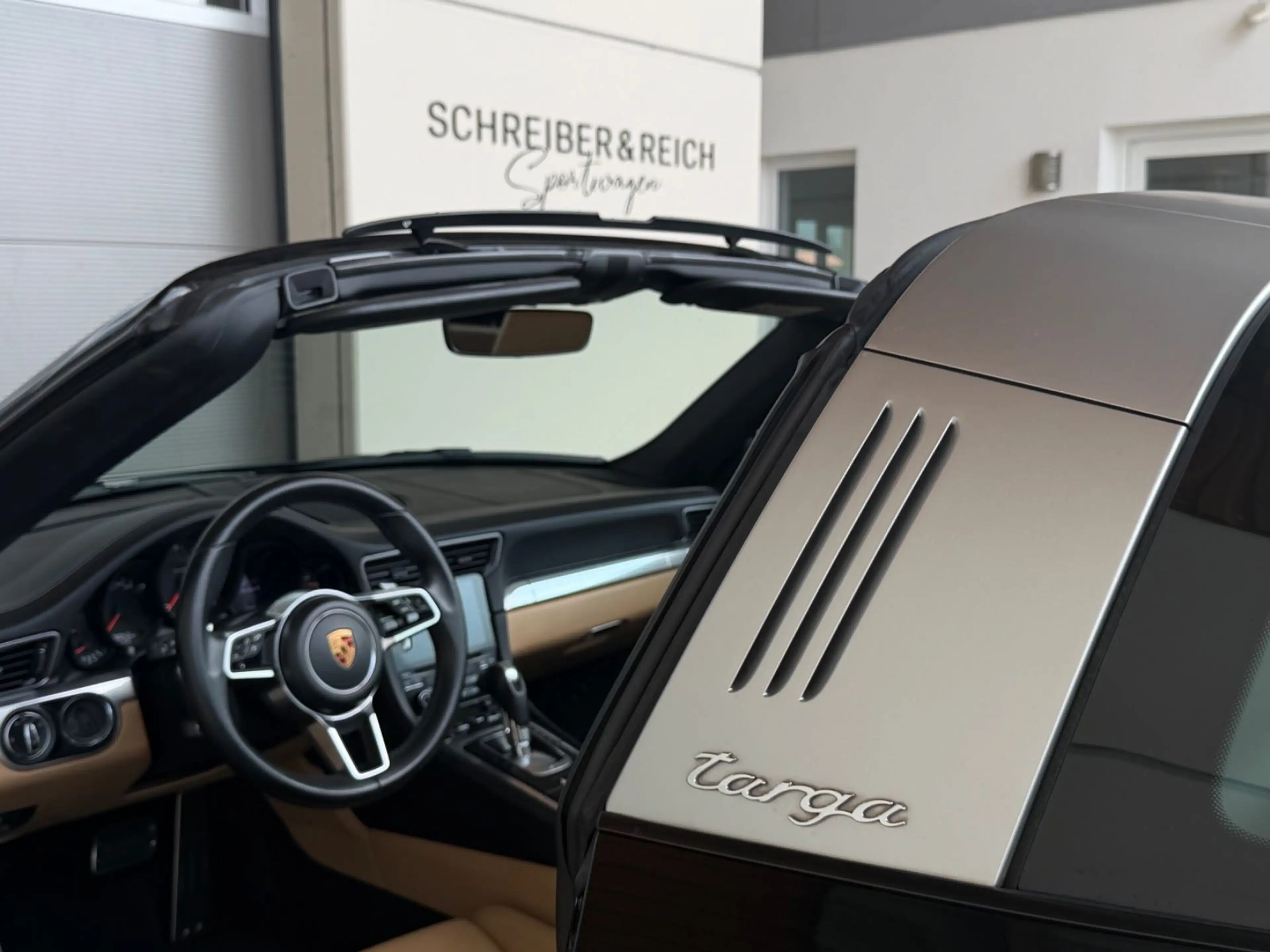 Porsche 991 .2 Targa 4 - Approved 04/28 - Bicolor — photo 14