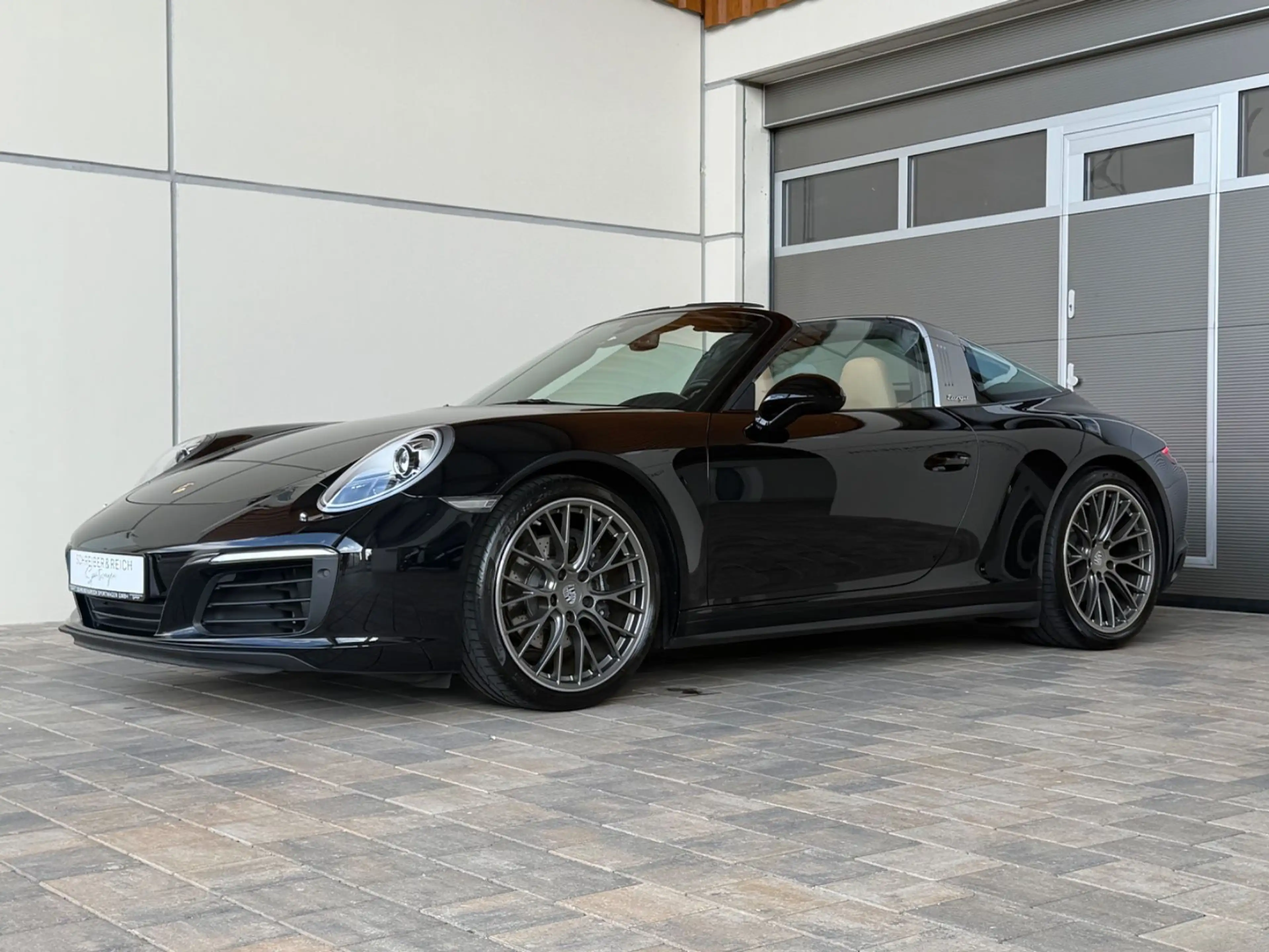 Porsche 991 .2 Targa 4 - Approved 04/28 - Bicolor — photo 7