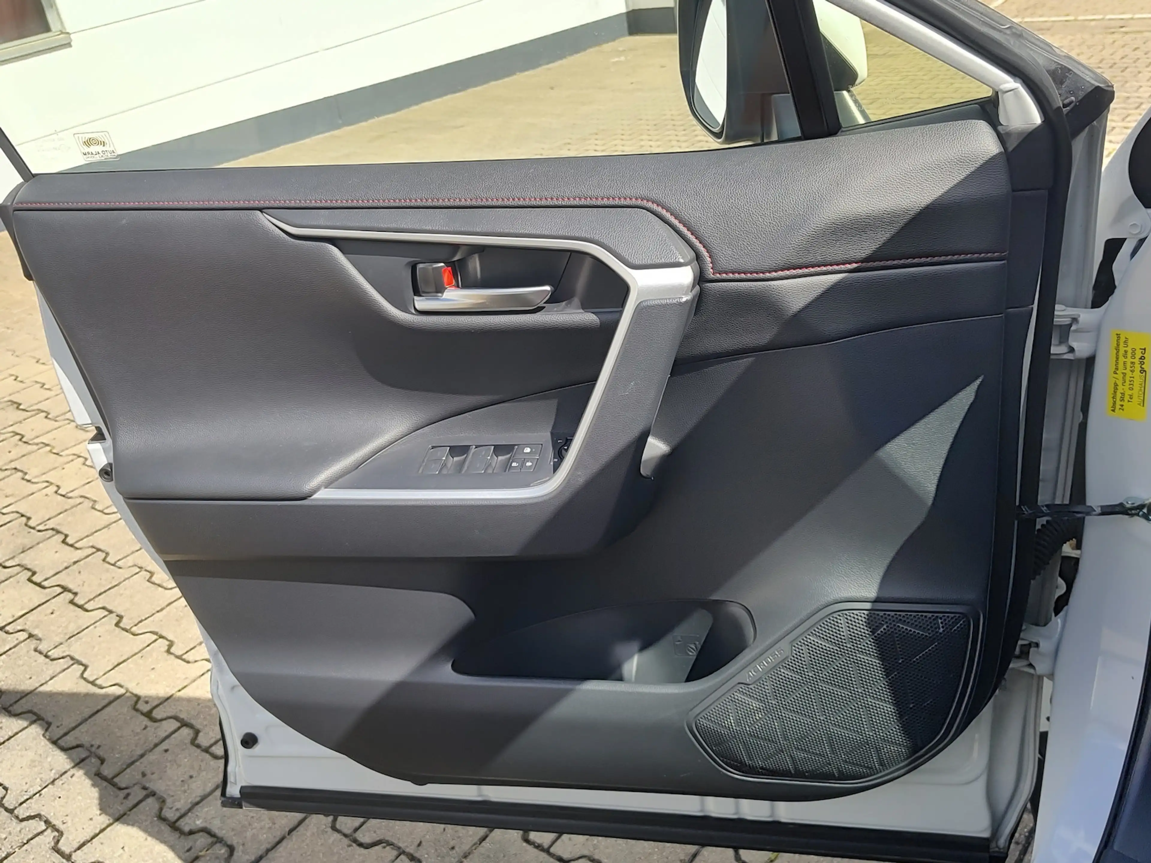 Suzuki Across Plug-In Hybrid Comf.+ CVT Automatik 4x4 — photo 14