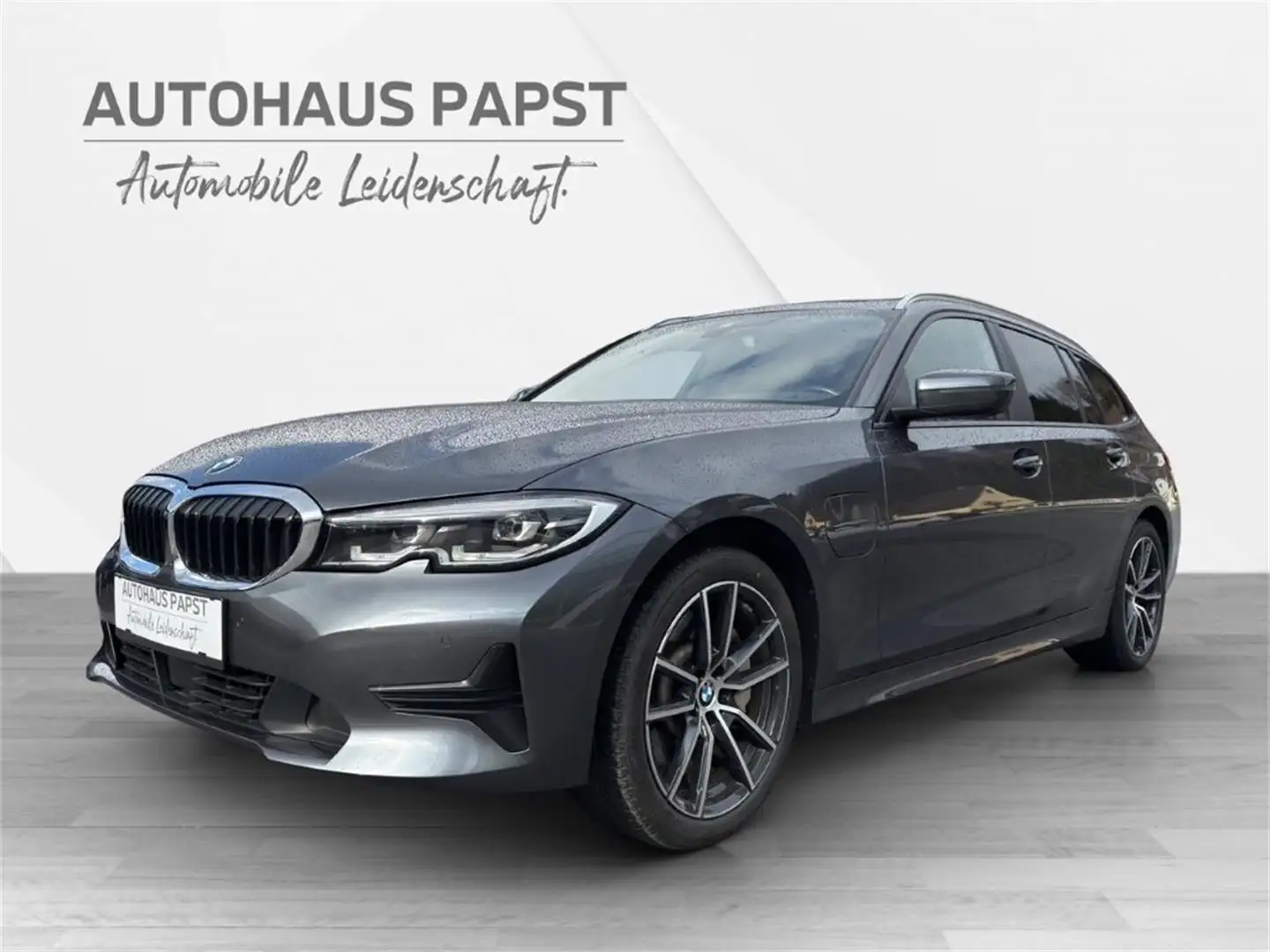 BMW 330 *** Hybrid *** Gesamt 292 PS *** NP 64.314 *** Grau - 1