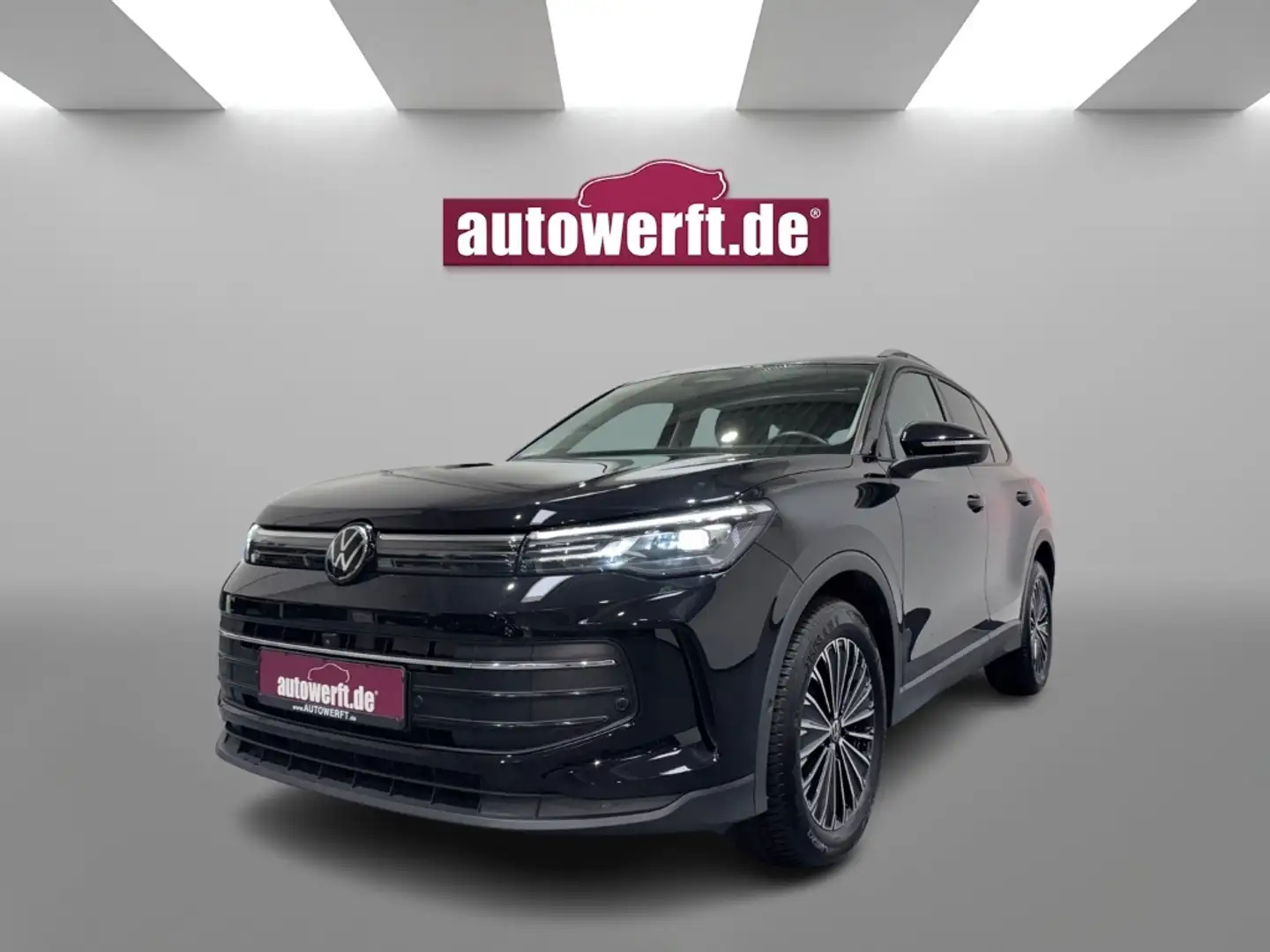 Volkswagen Tiguan 1.5 eTSI DSG LIFE 360 LED IQ NAVI 18Z LH Schwarz - 1