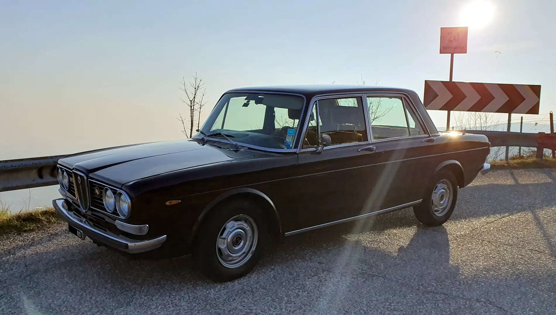 Lancia 2000 i.e. Brown - 2