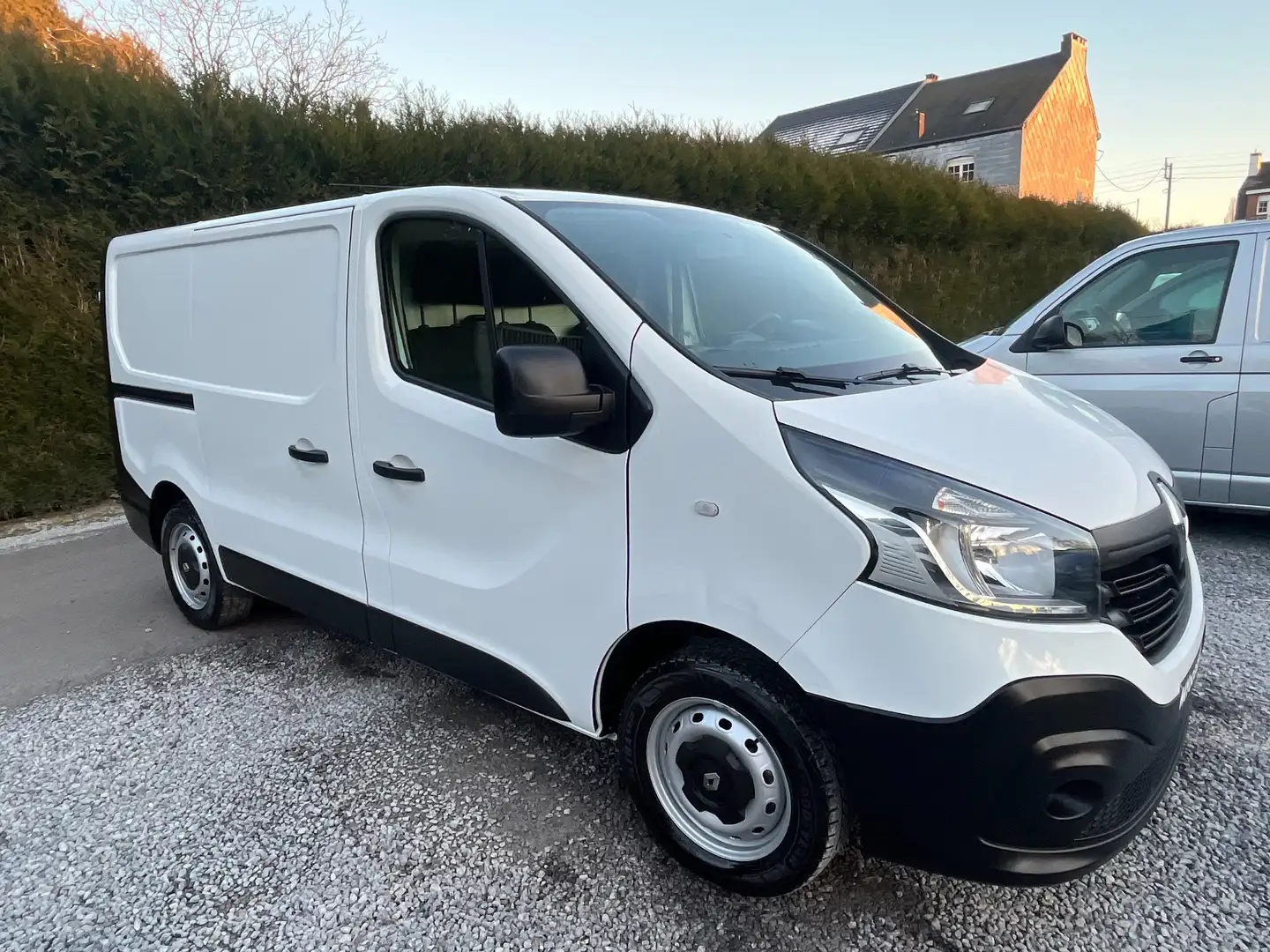 Renault Trafic 1.6 dCi - UTILITAIRE - 105.000 KM - A VOIR - Blanc - 2