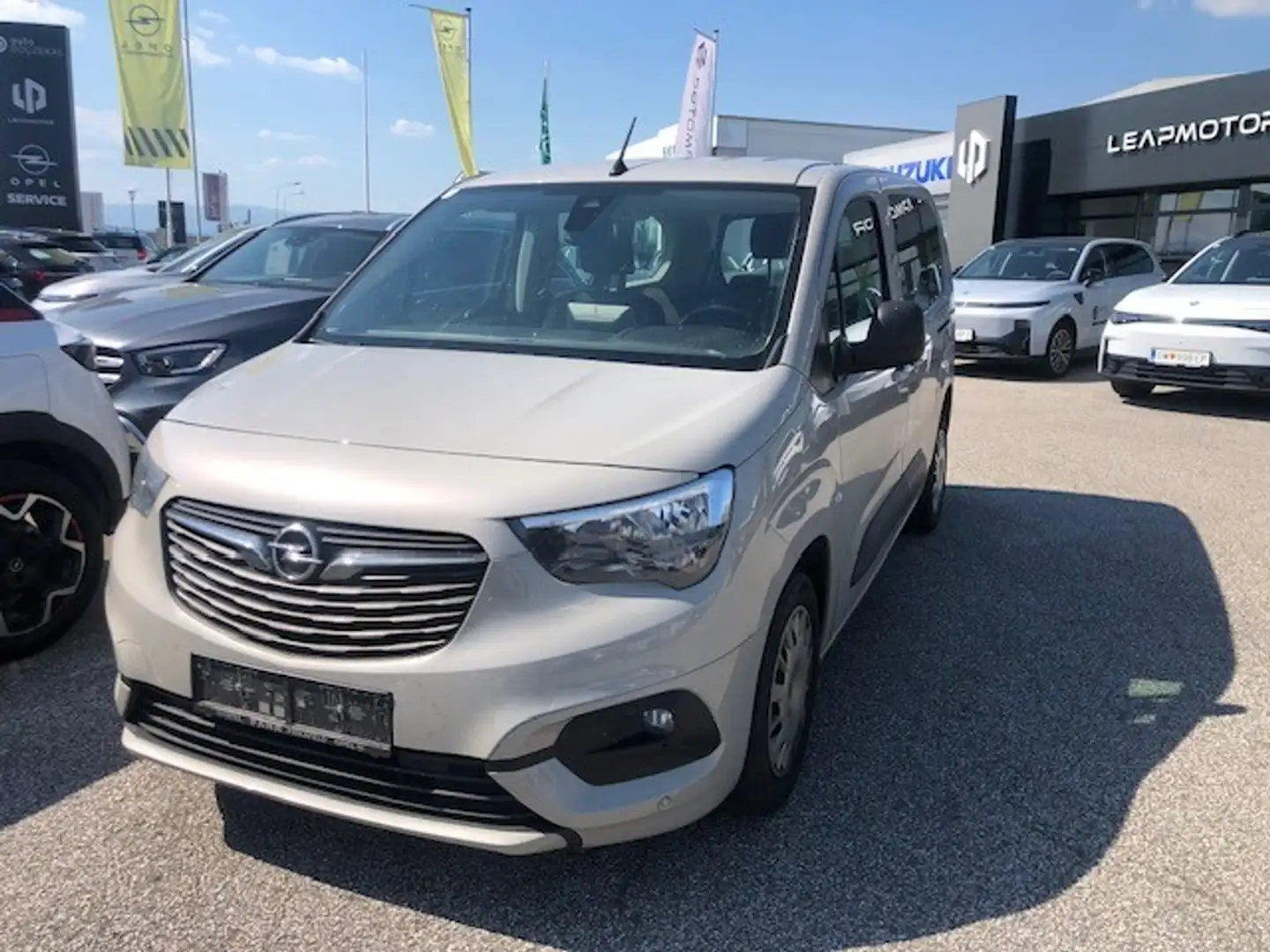 Opel Combo Life 1,2 Dir. Inj. Turbo XL Edition Start/Stop S. Aut. Grau - 1