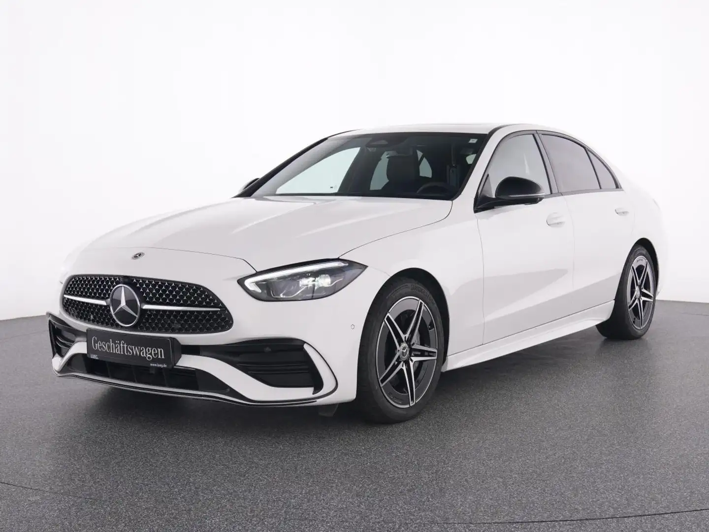 Mercedes-Benz C 200 d AMG+NIGHT+SHD+360°+EDW+SOUND+DISTRONIC++ Weiß - 2