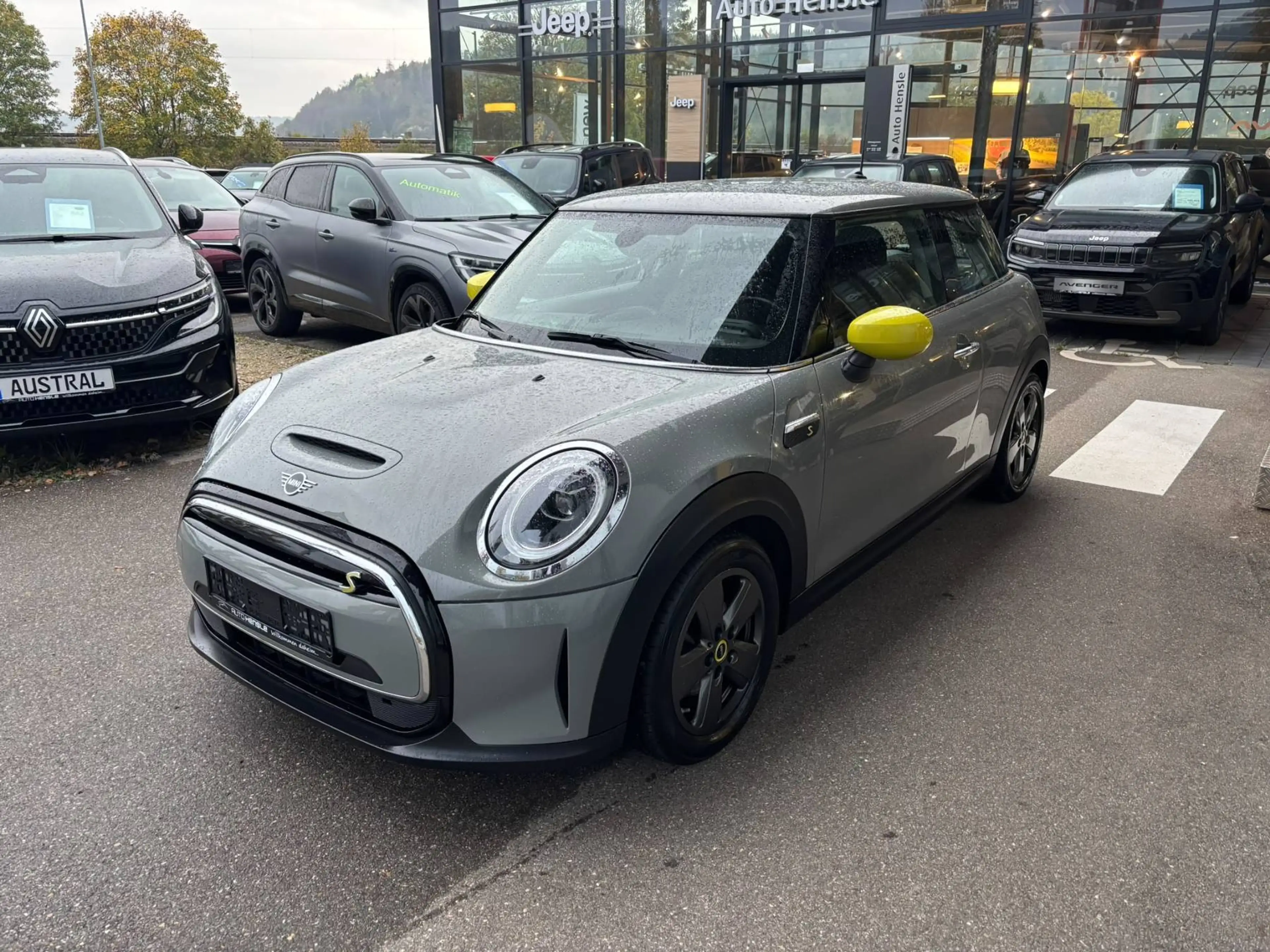 MINI Cooper SD SE Essential Trim — photo 3