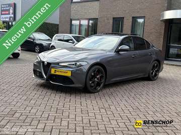 2.0 T AWD Veloce Panodak 19 inch Navi Camera Memor