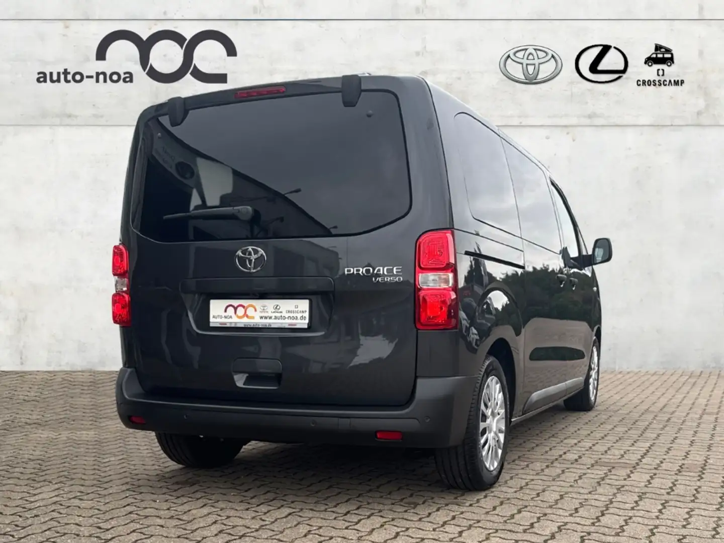 Toyota Proace Verso L1 Comfort 2.0 D-4D EU6e HUD Navi ACC Apple Grau - 2