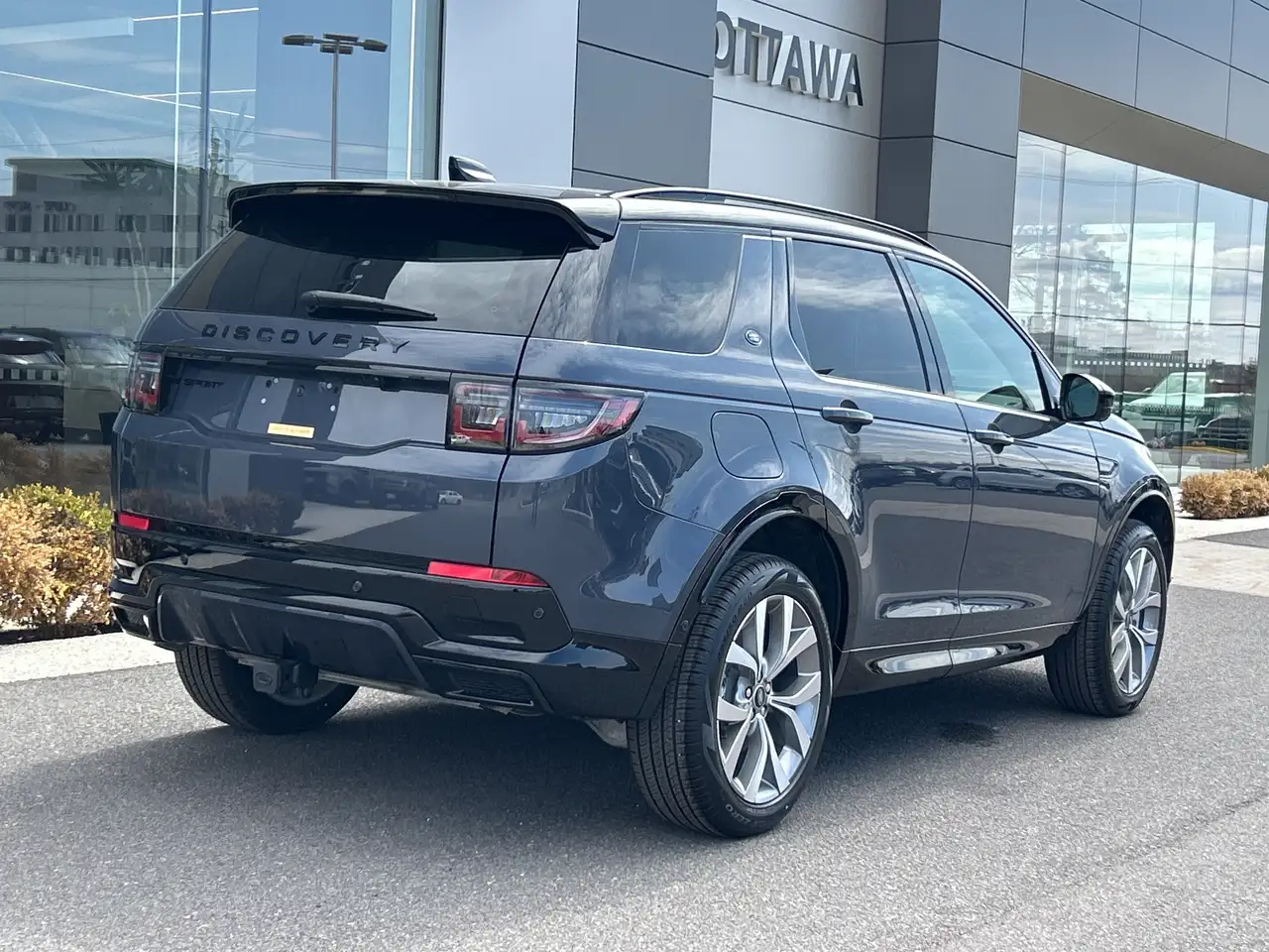 Land Rover Discovery Sport снимка Land Rover Discovery Sport